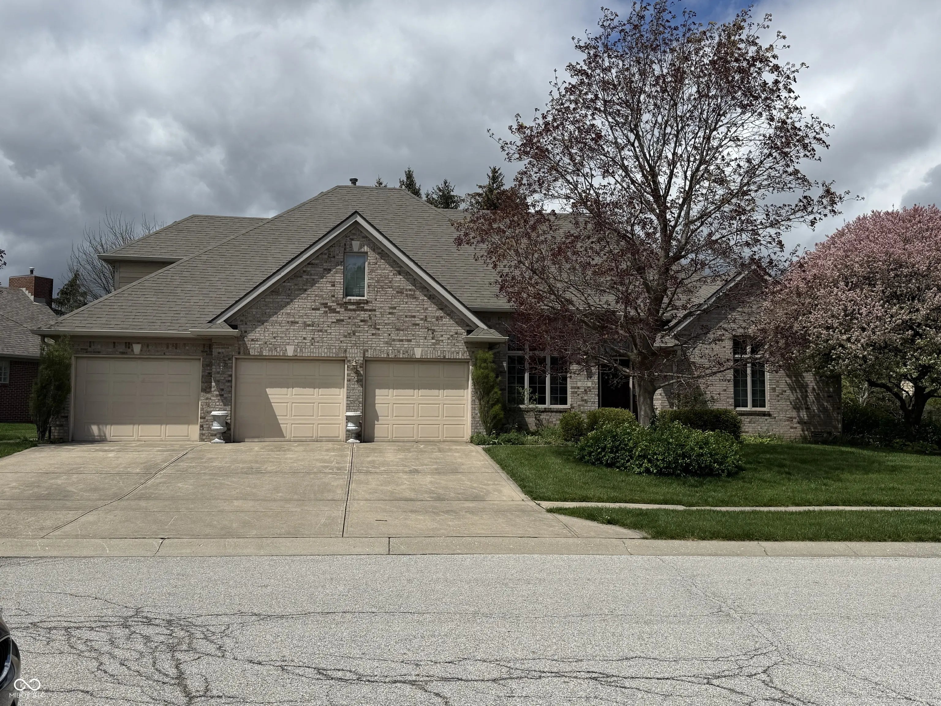 Photo of 1304 Park Meadow Drive Beech Grove, IN 46107
