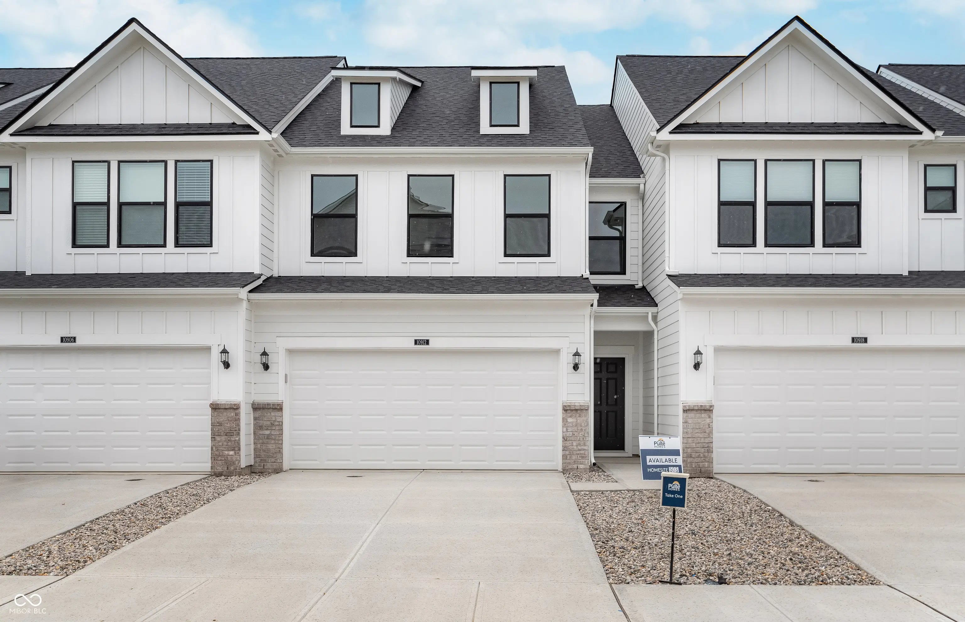 Photo of 10965 Morab Drive Zionsville, IN 46077