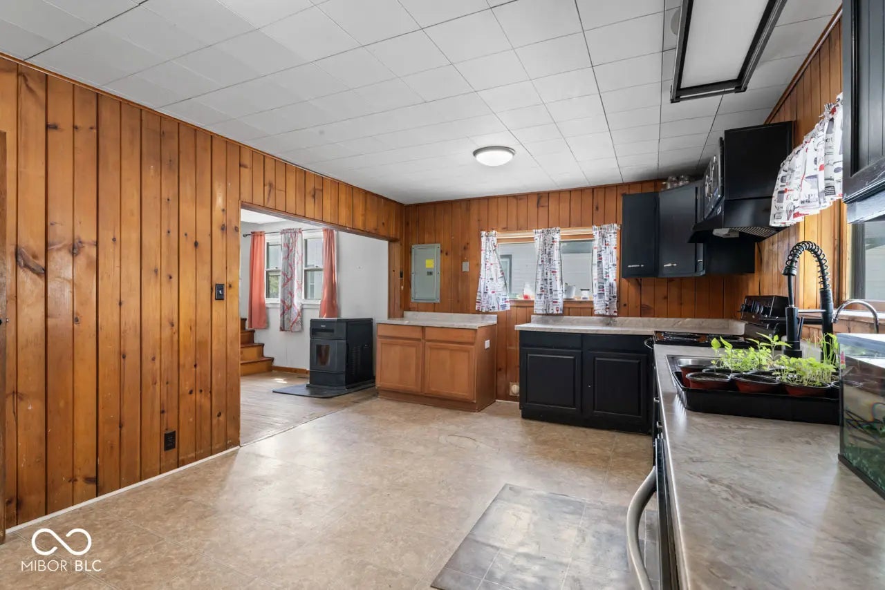 1126 N Anderson Street MLS 22032484 No Subdivision photo 9