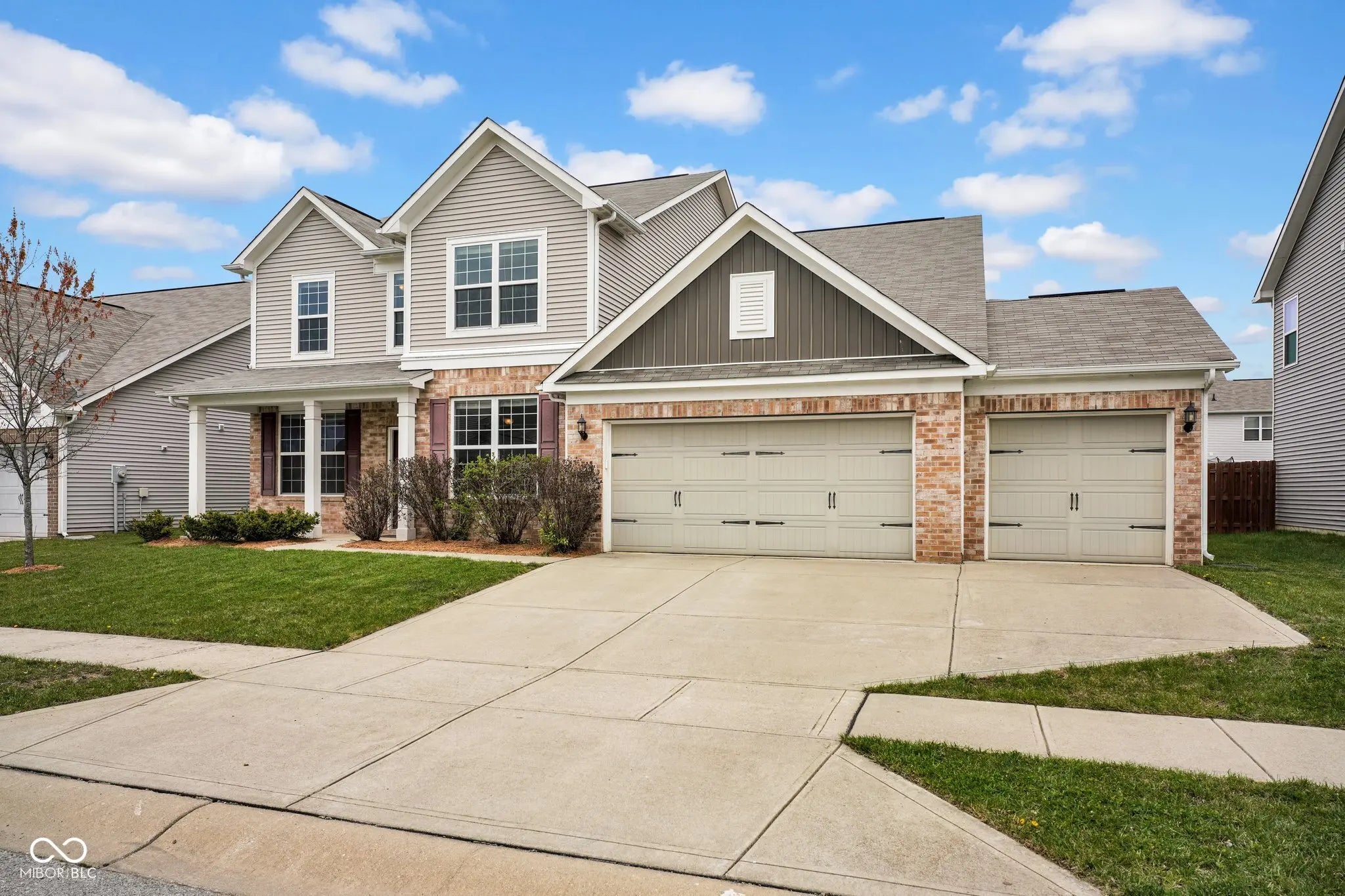 5374 Marigold Drive, Plainfield