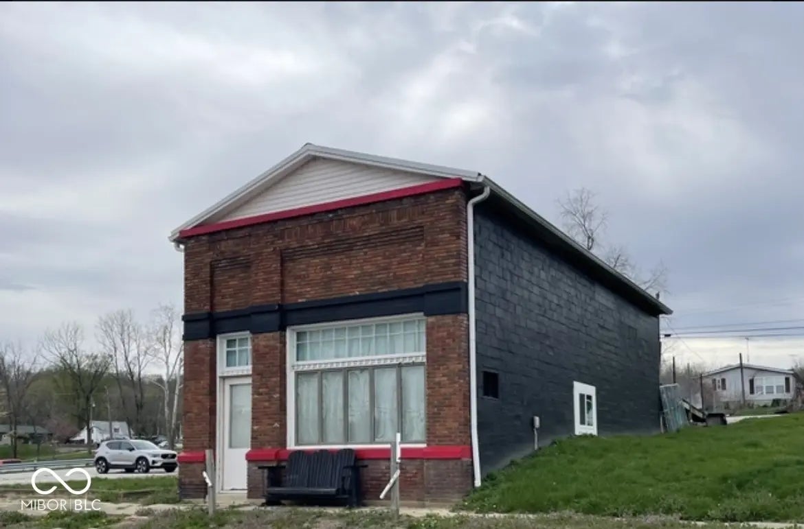 Photo of 5732 Wall Street Freedom, IN 47431