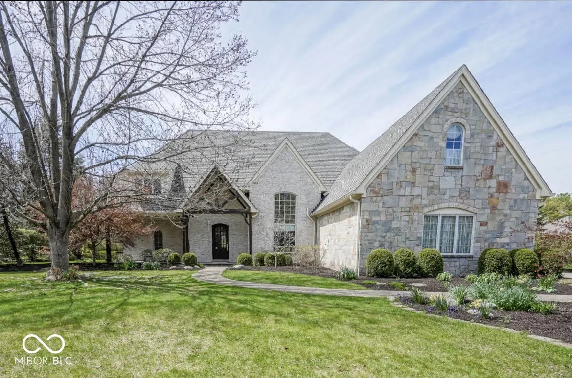 10628 Walnut Creek Drive W, Carmel