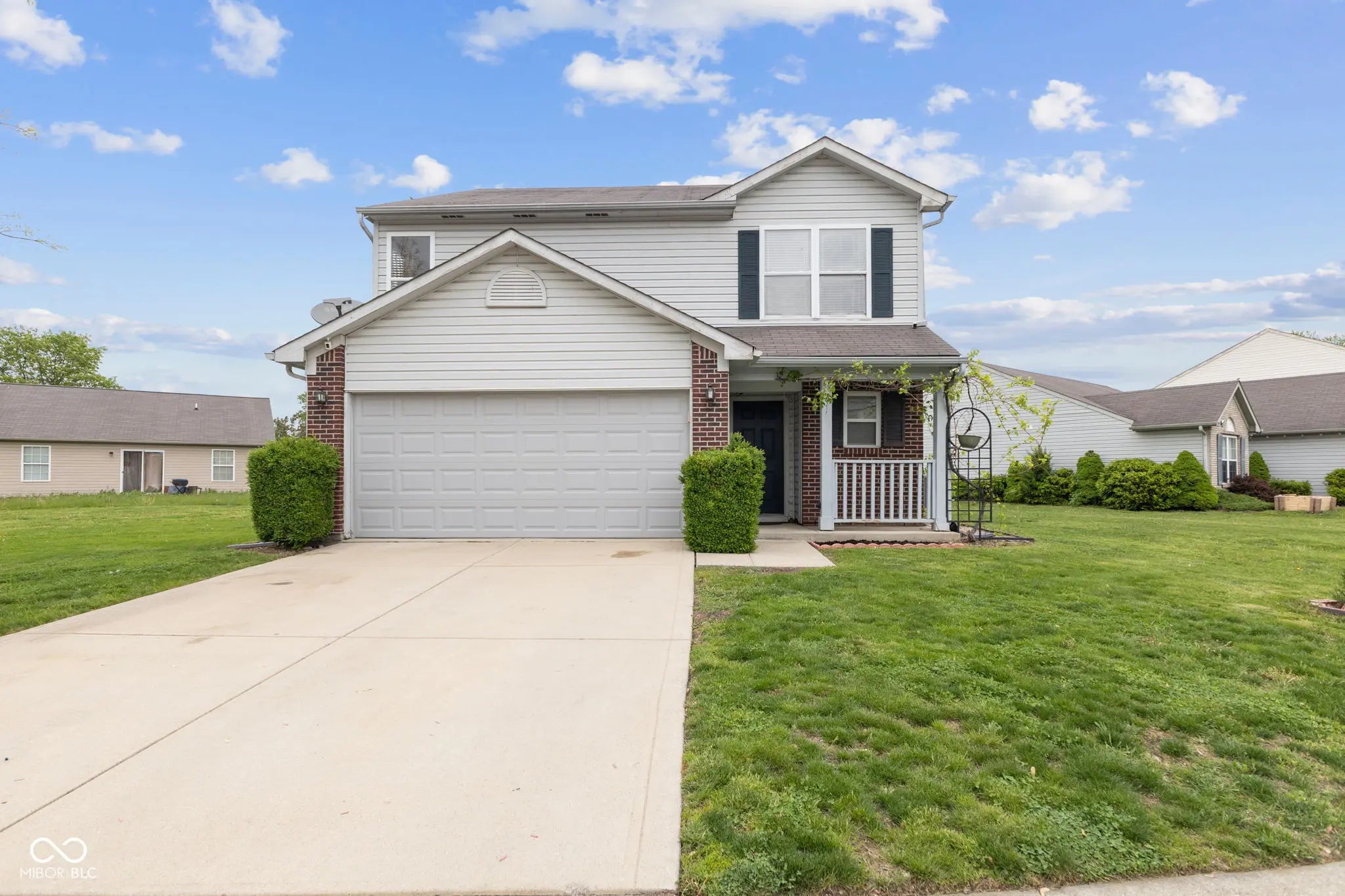 9664 Trail Drive, Avon