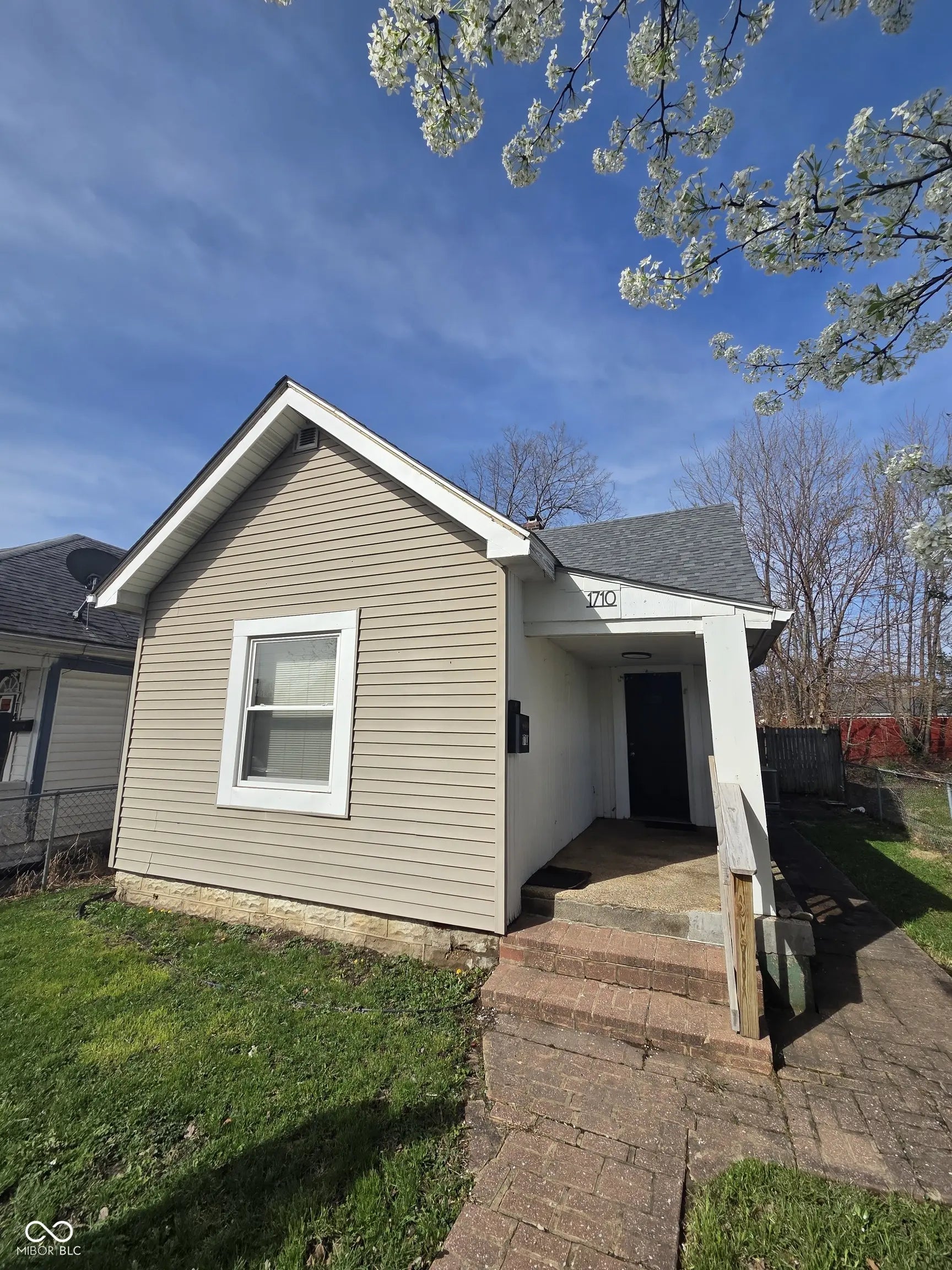 1710 Thaddeus Street, Indianapolis