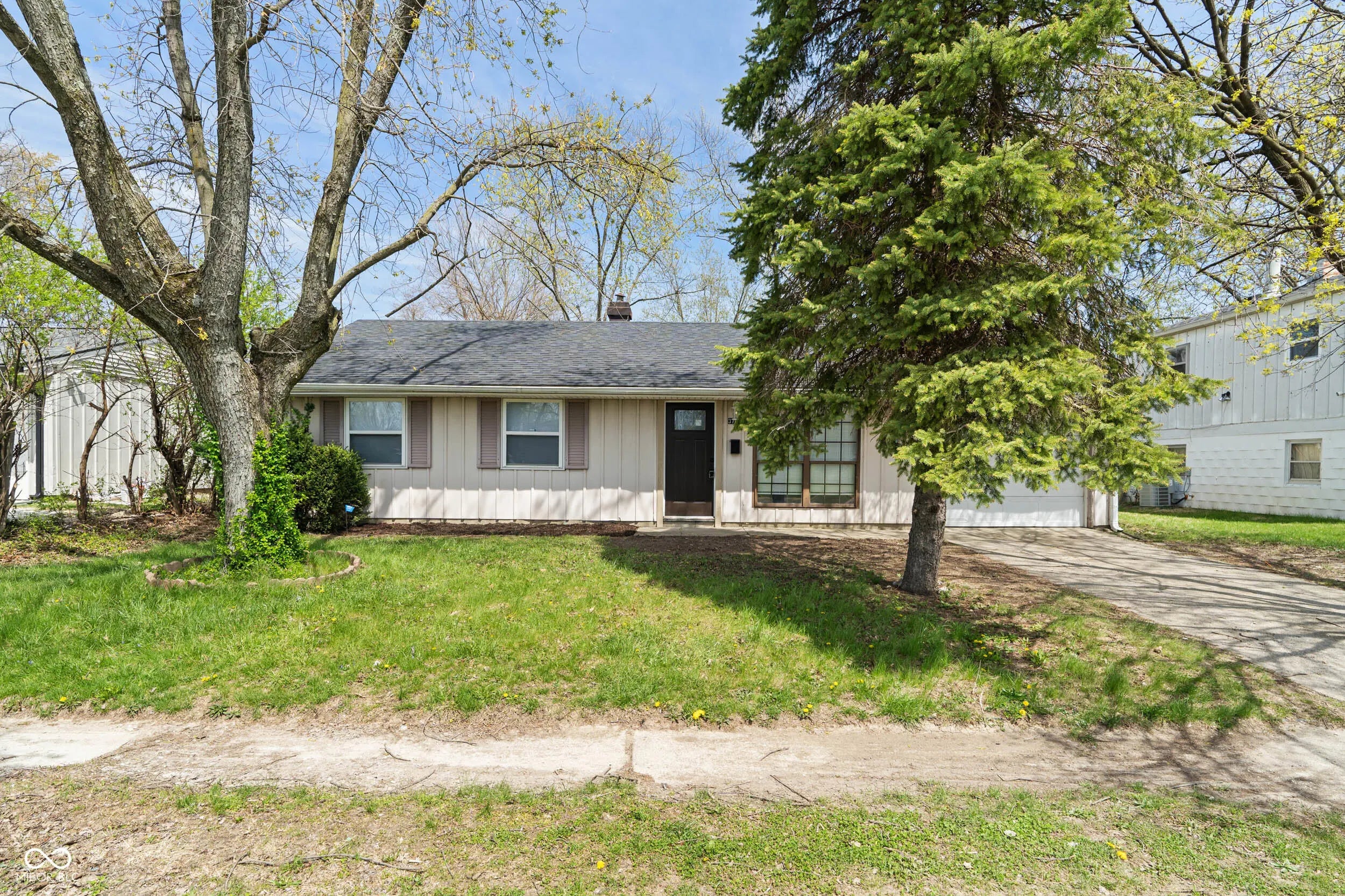 3703 Dubarry Road, Indianapolis