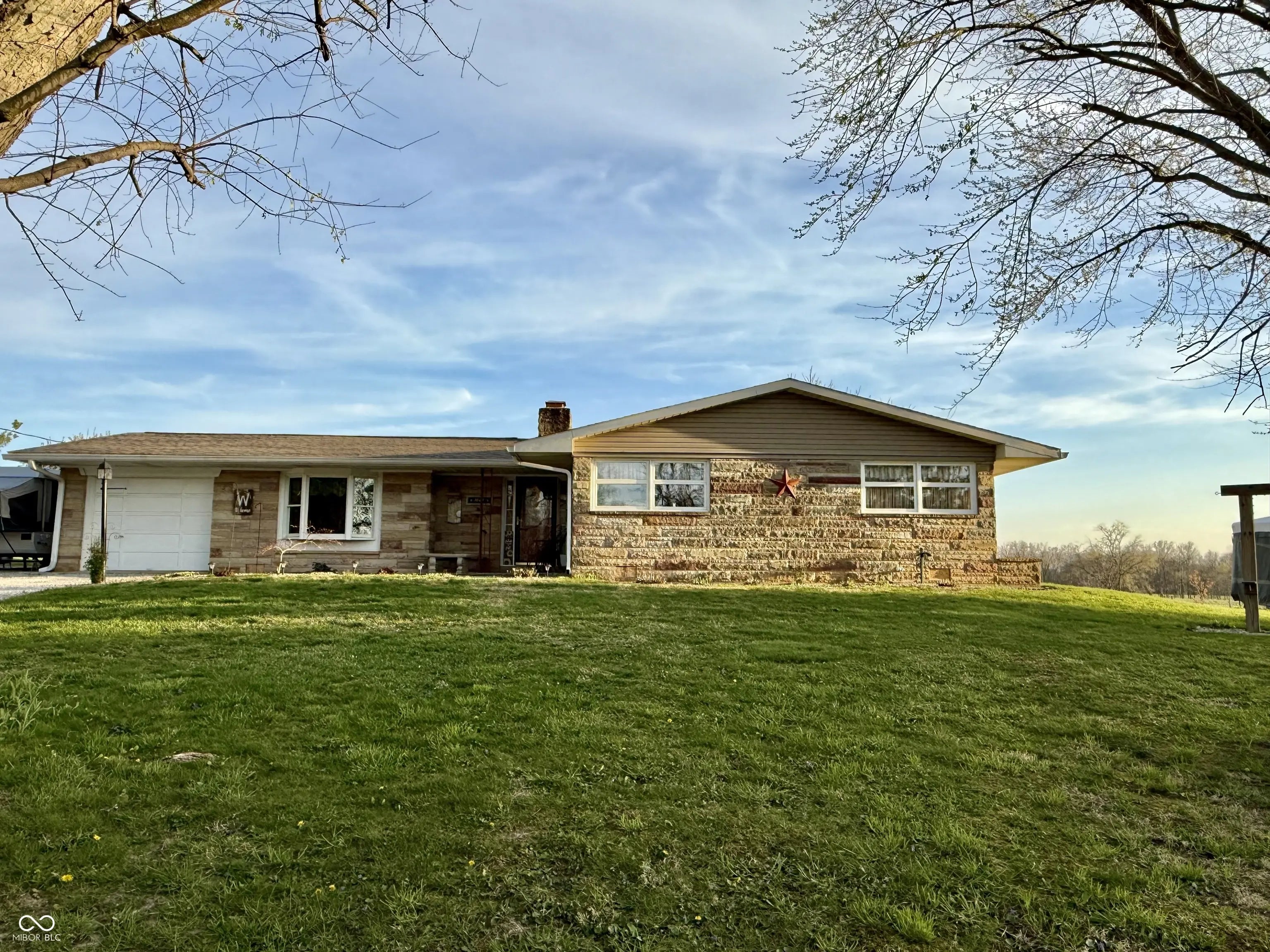 1644 W County Road 100 N, Greencastle