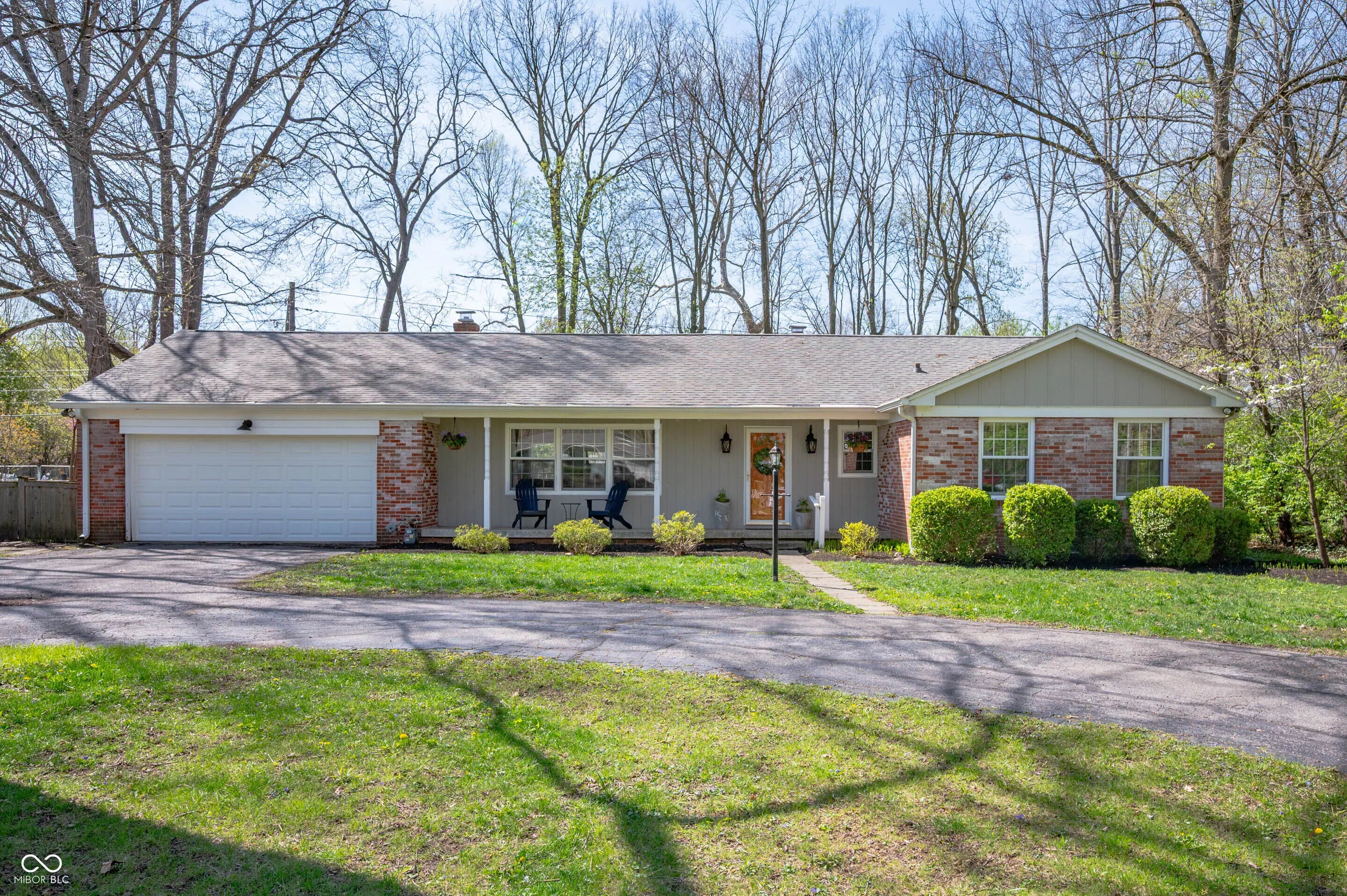 1109 Oakwood Trail, Indianapolis
