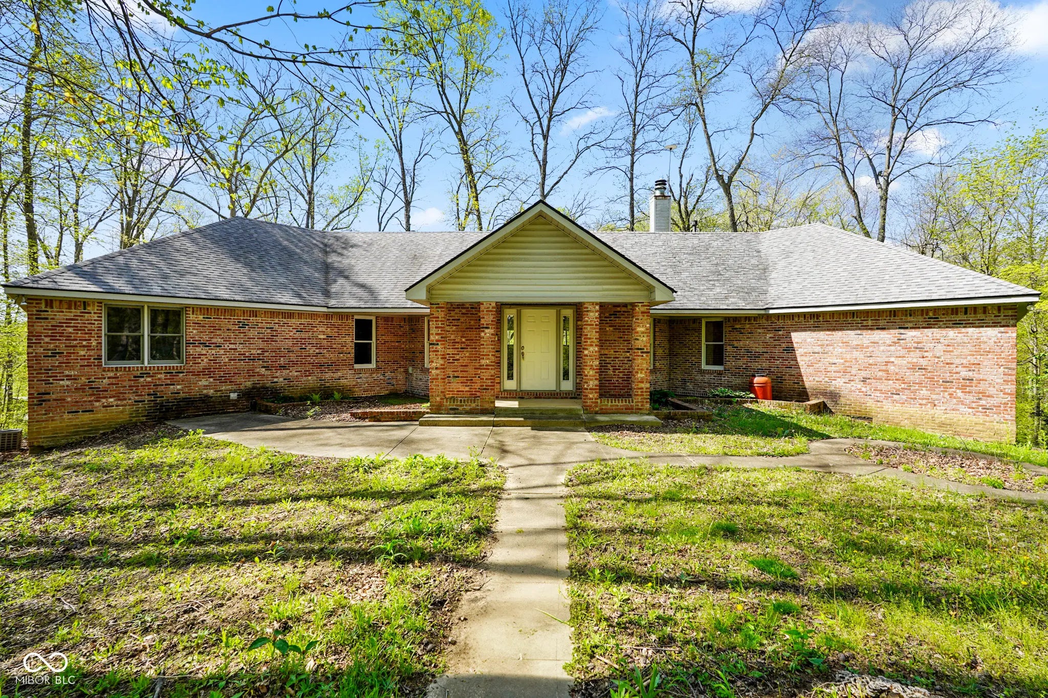 6780 E Woodland Court, Mooresville