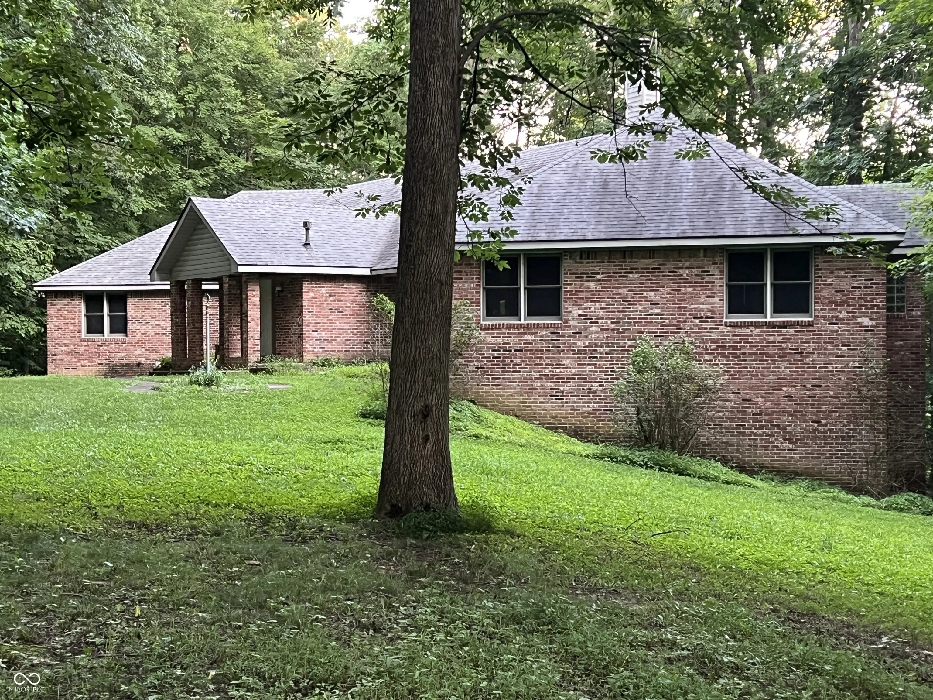 6780 E Woodland Court, Mooresville