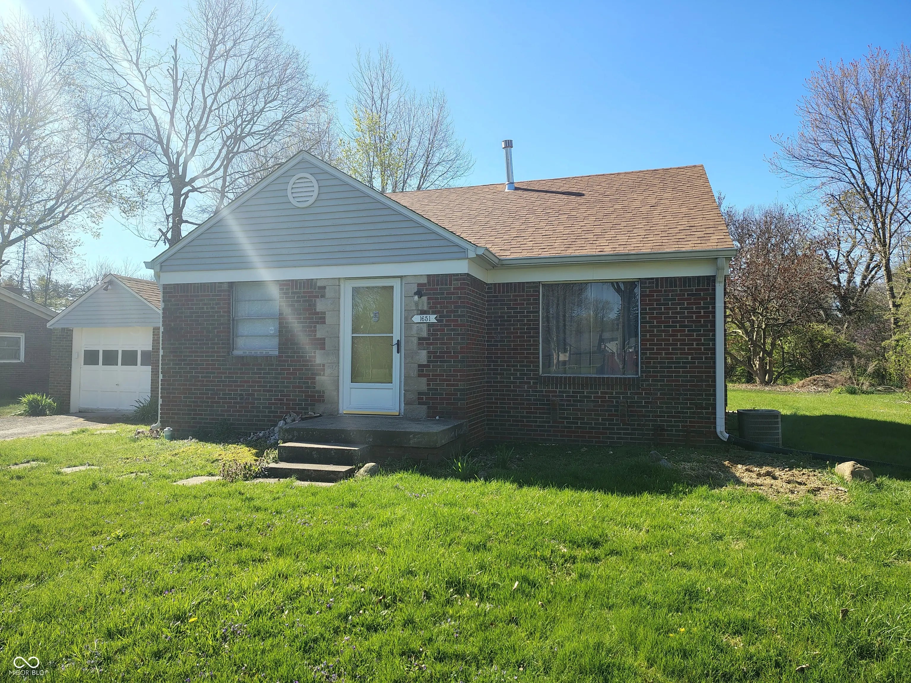 1651 W 57th Street, Indianapolis