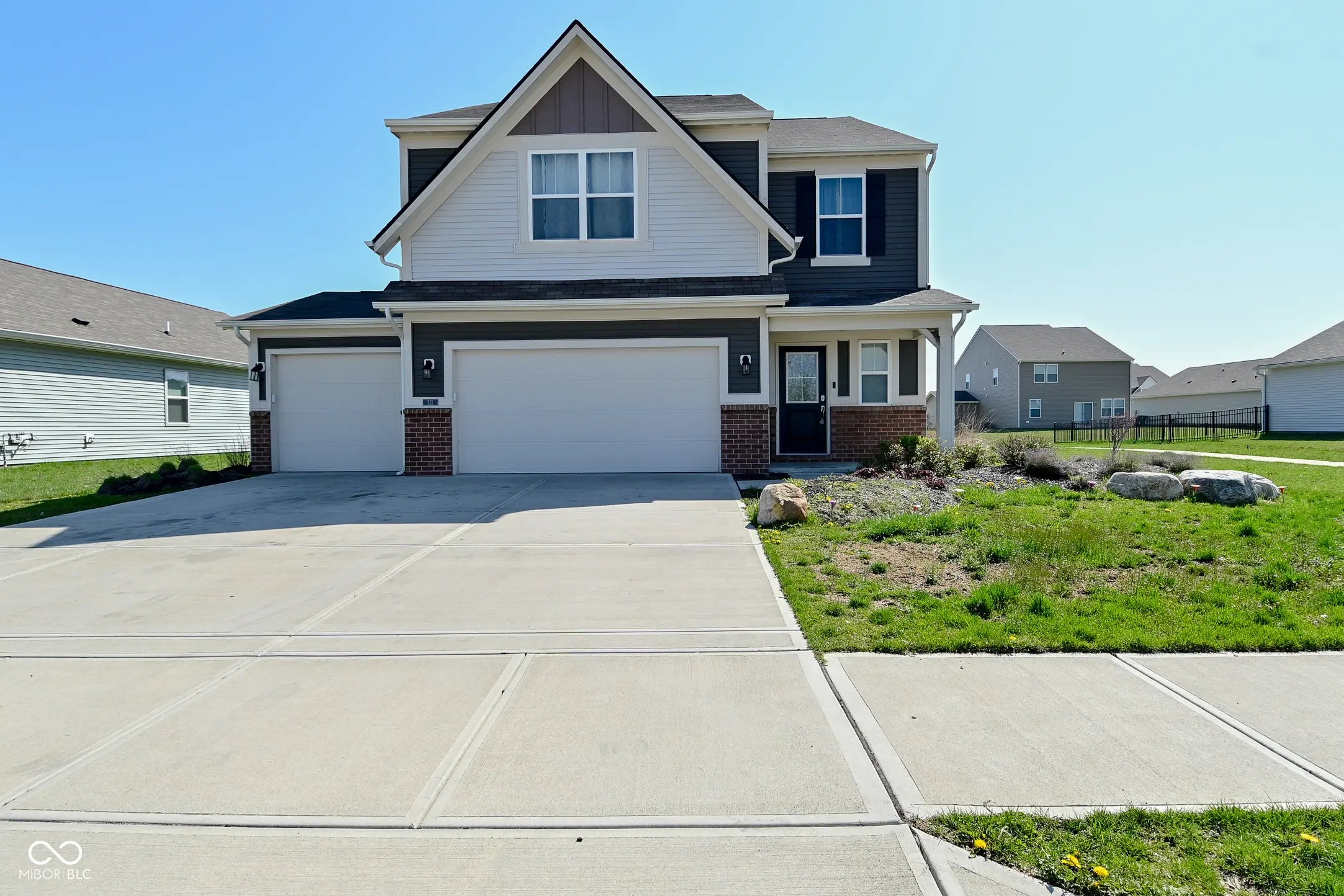 Photo of 321 Bluestem Lane Whiteland, IN 46184