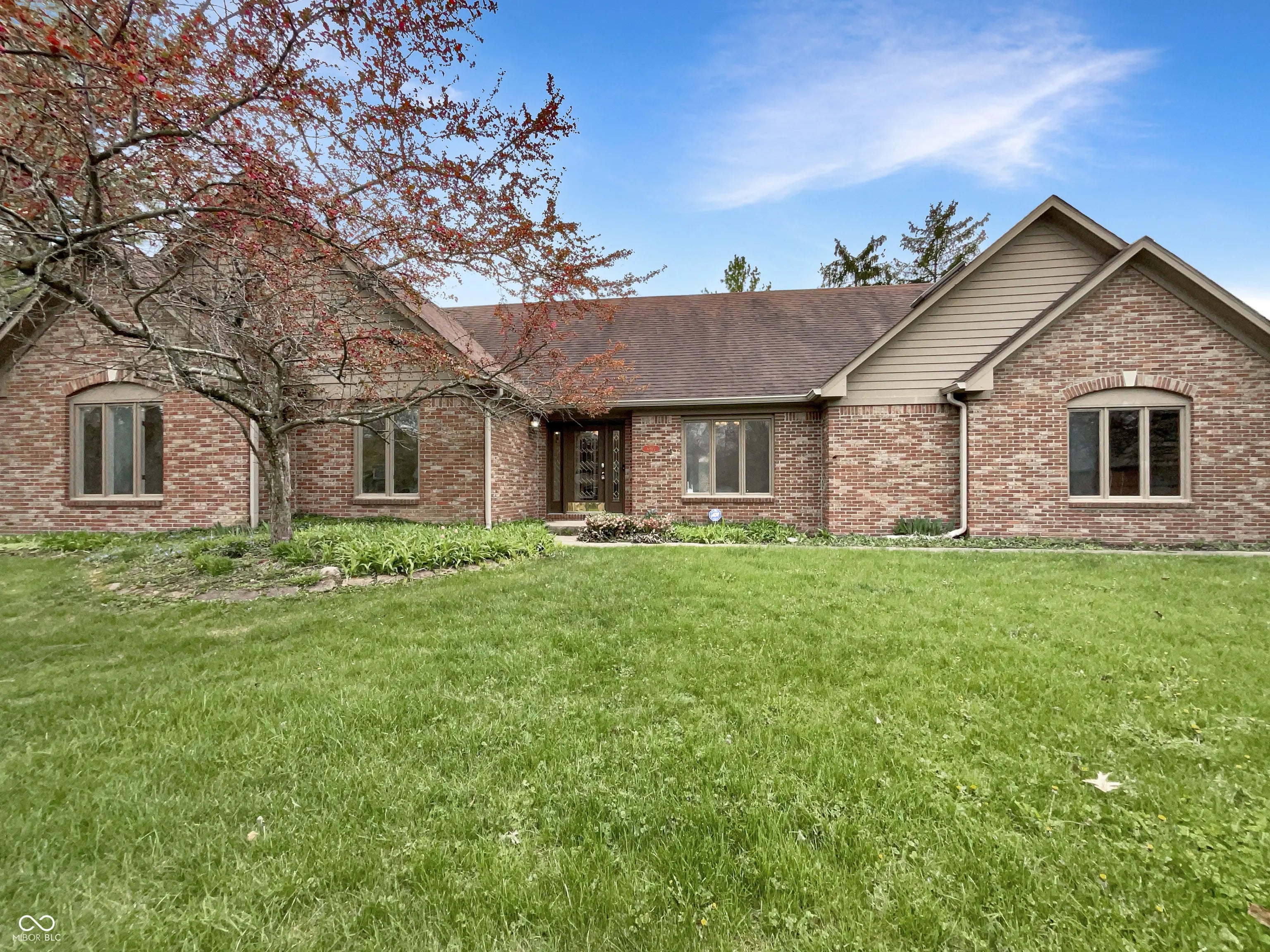 6915 Juliet Drive, Avon