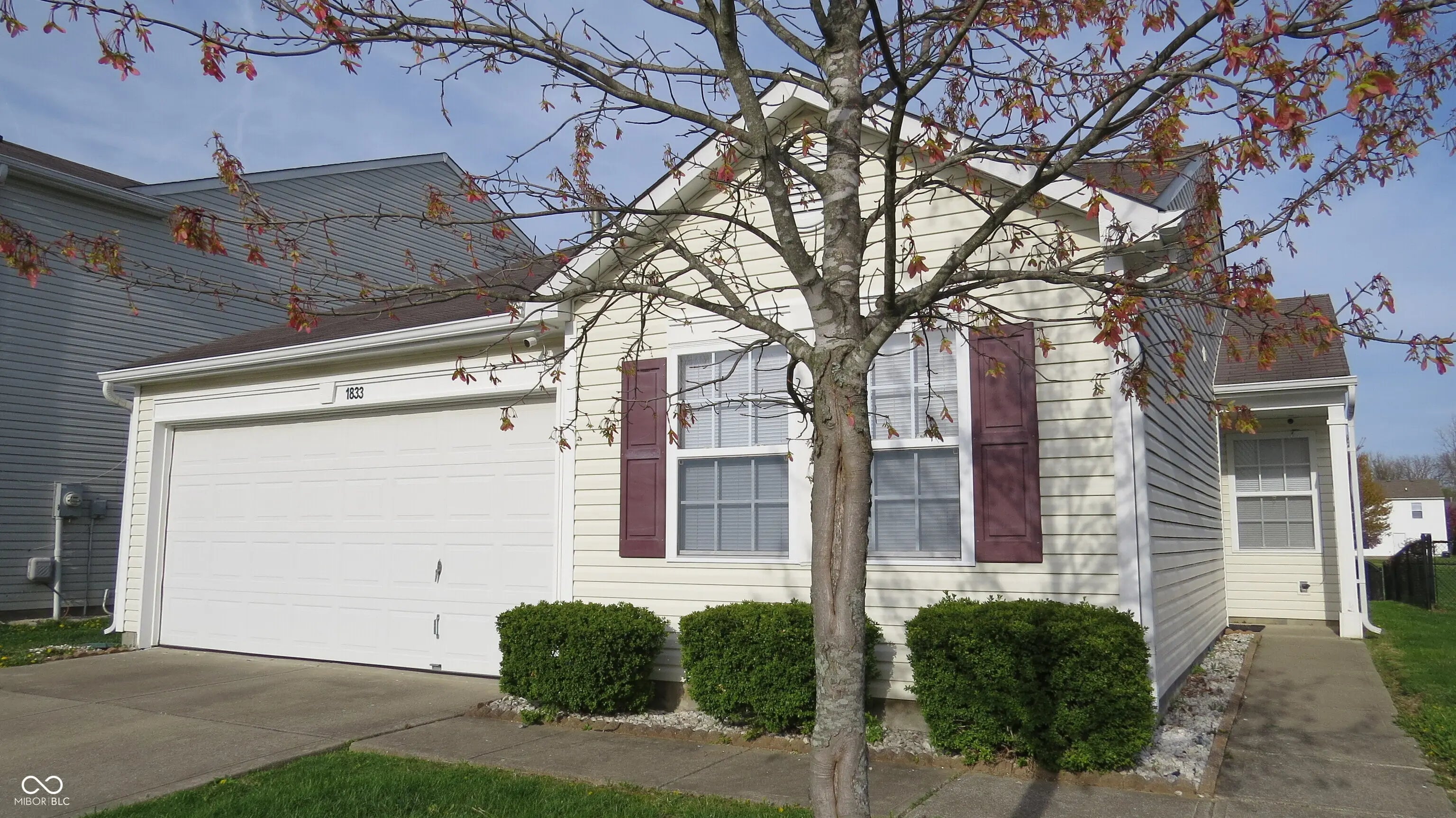 1833 Southernwood Lane, Indianapolis