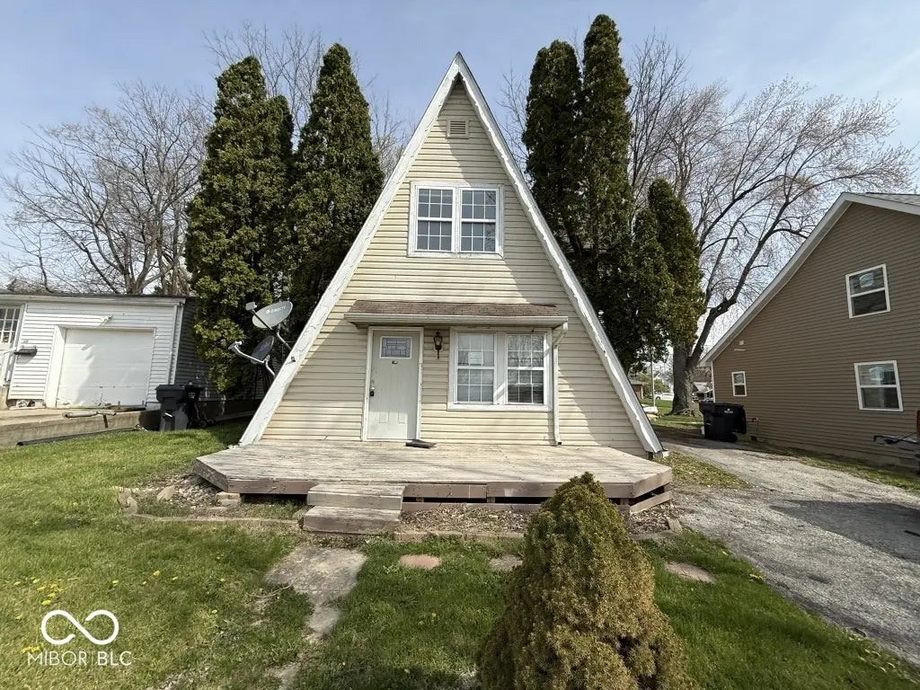 Photo of 406 W Broadway Street Alexandria, IN 46001