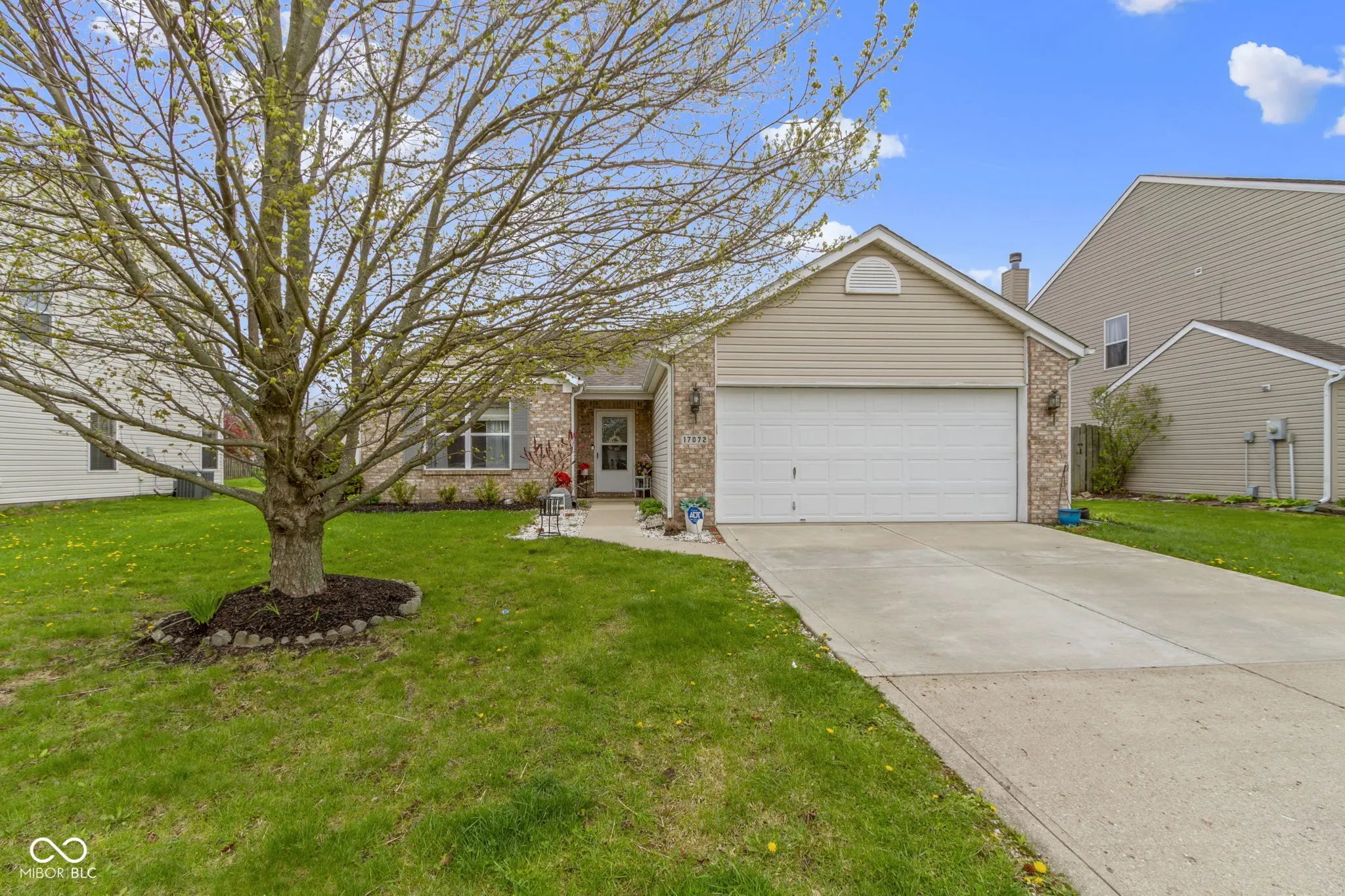 17072 Newberry Lane, Westfield