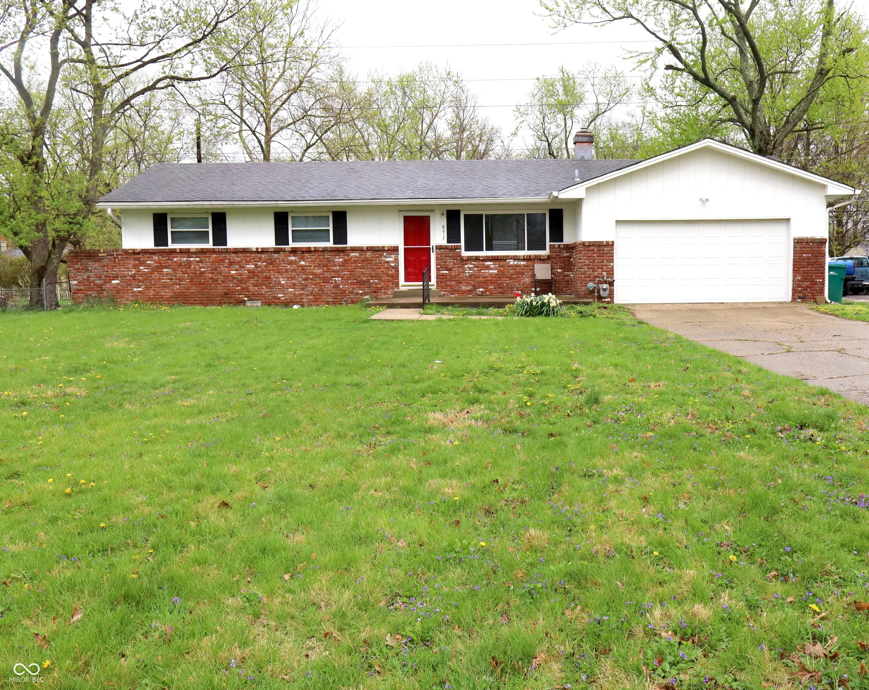 8017 Chiltern Drive, Indianapolis