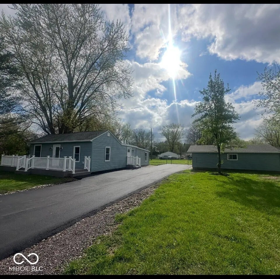 410 S 25th Avenue, Beech Grove