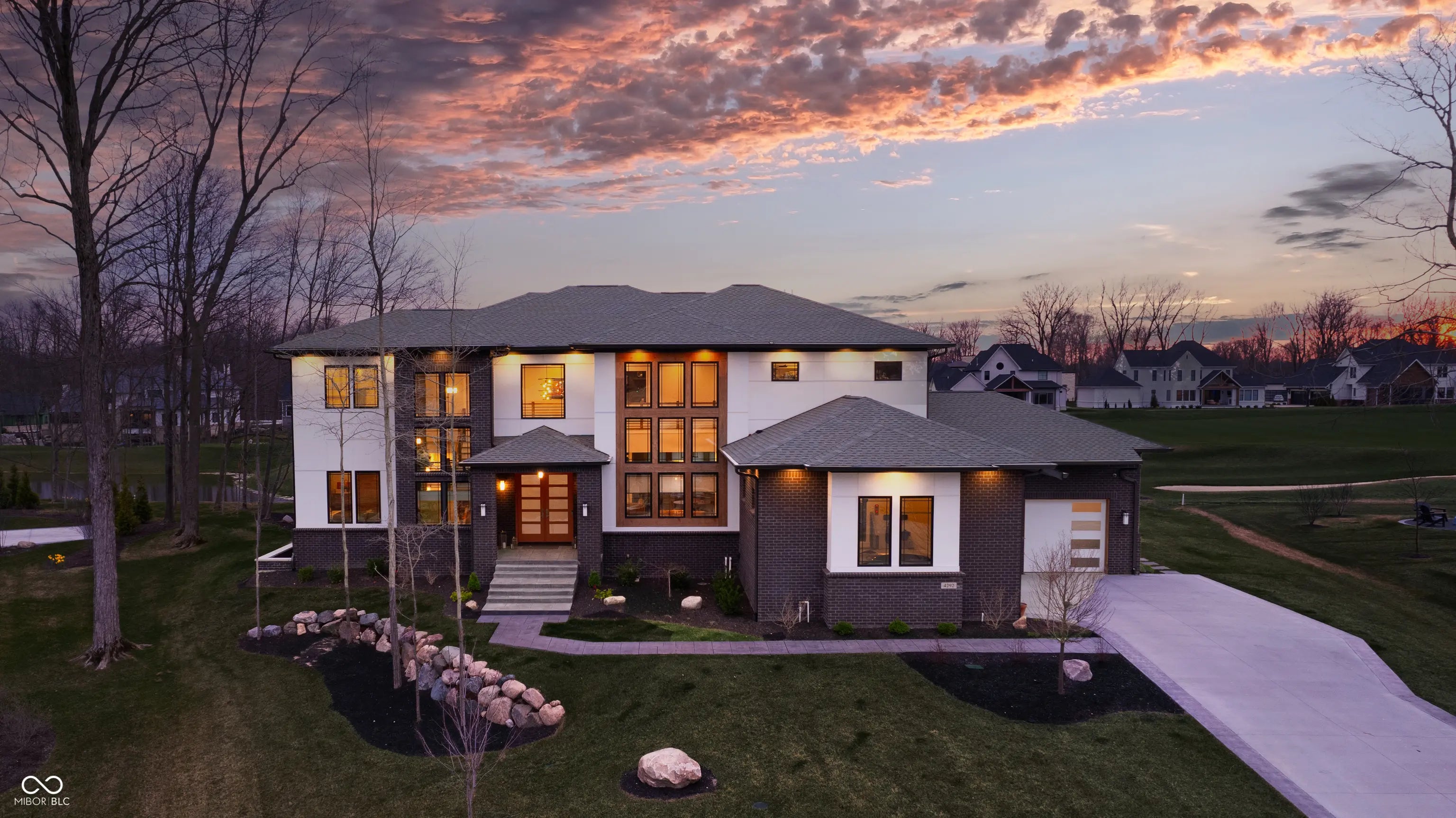 4292 Alderborough Way, Zionsville