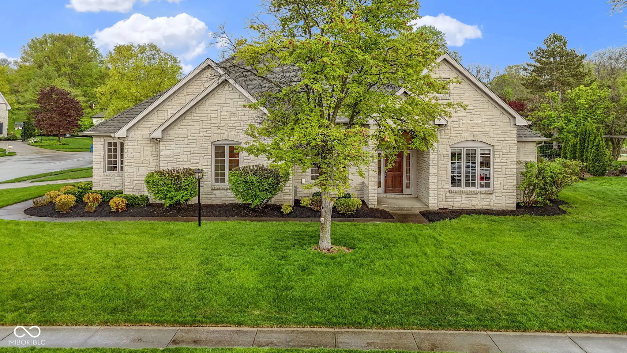 10794 Pine Needle Court, Fishers
