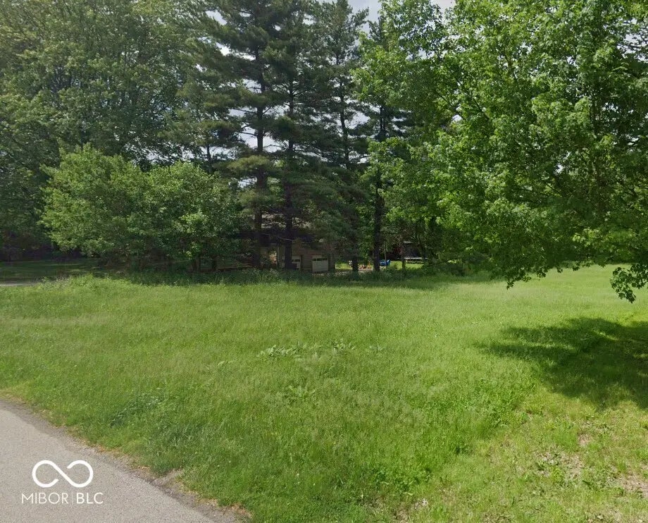418 E Beechwood Lane, Indianapolis