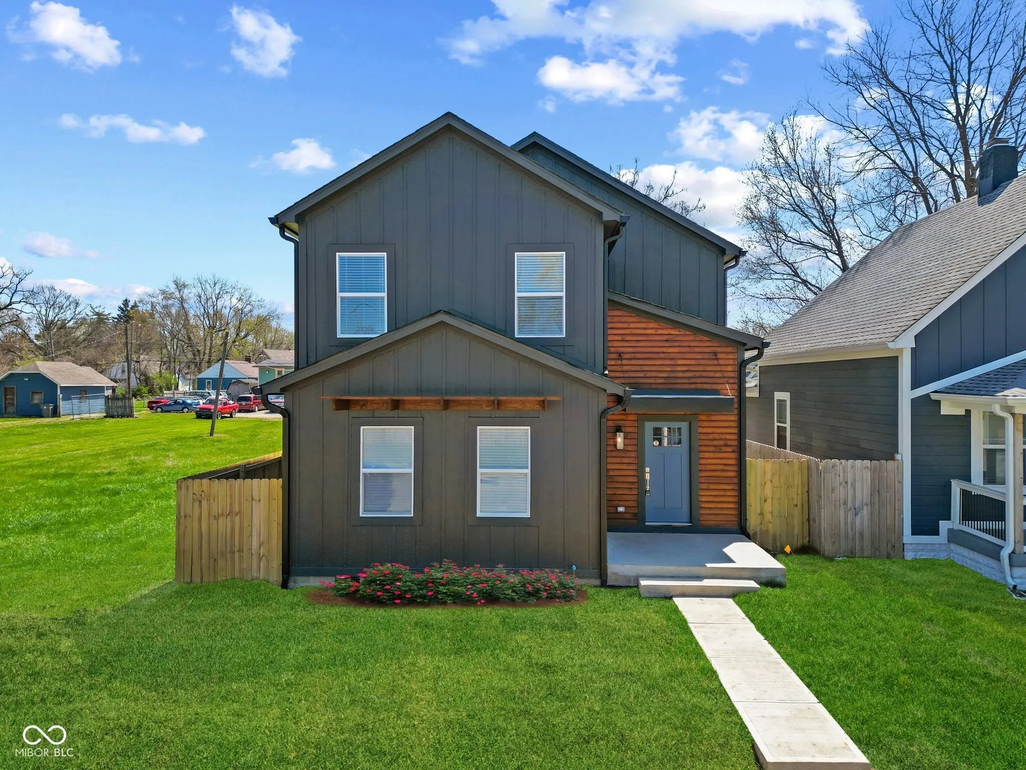 2325 E Brookside Avenue, Indianapolis