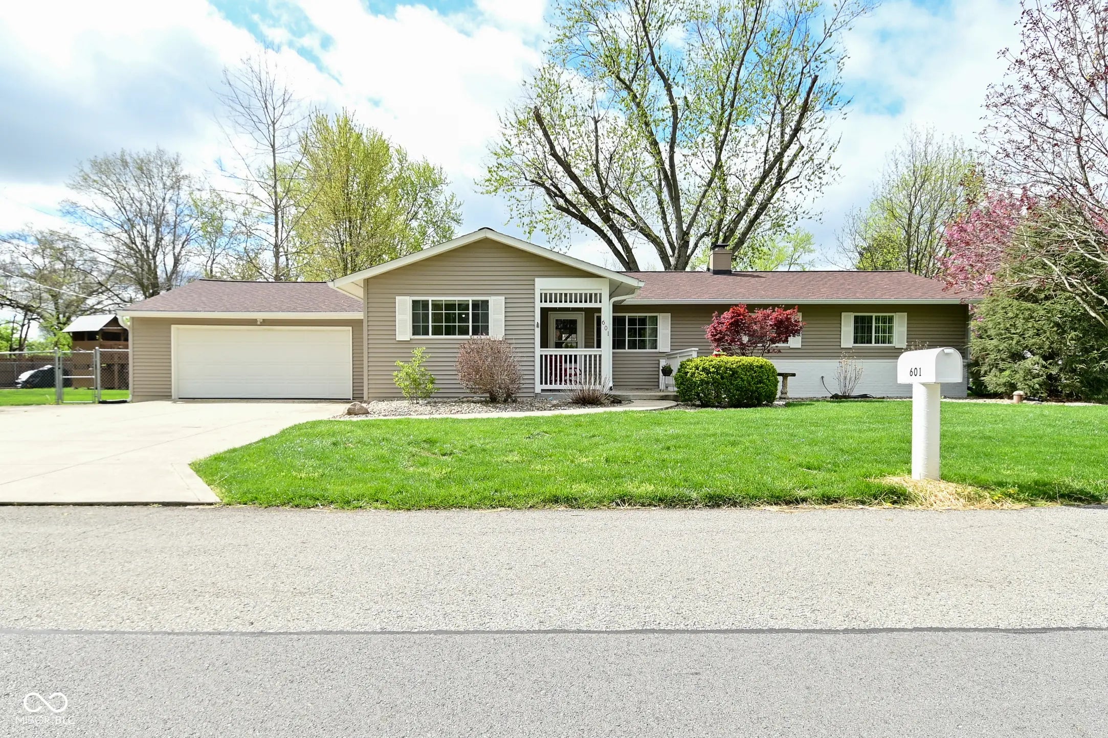 601 E 95th Street, Indianapolis