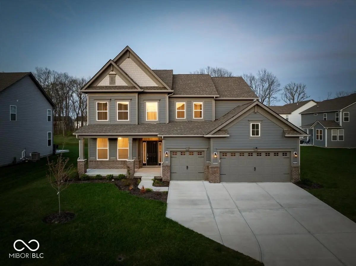 10423 Hamburg Drive, Fortville