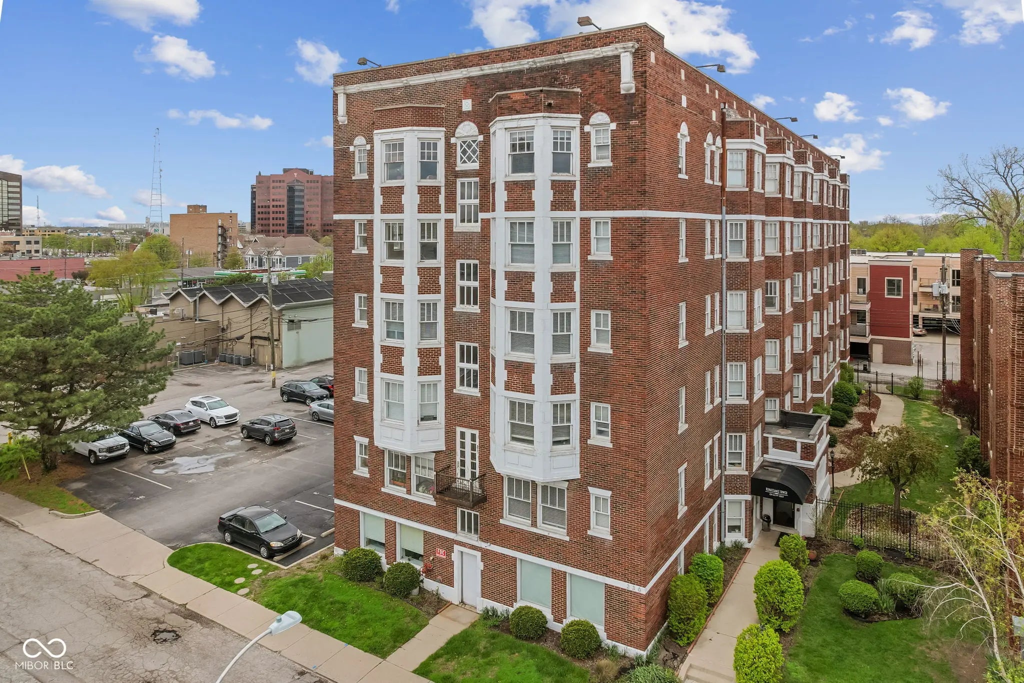 230 E 9th Street 401, Indianapolis