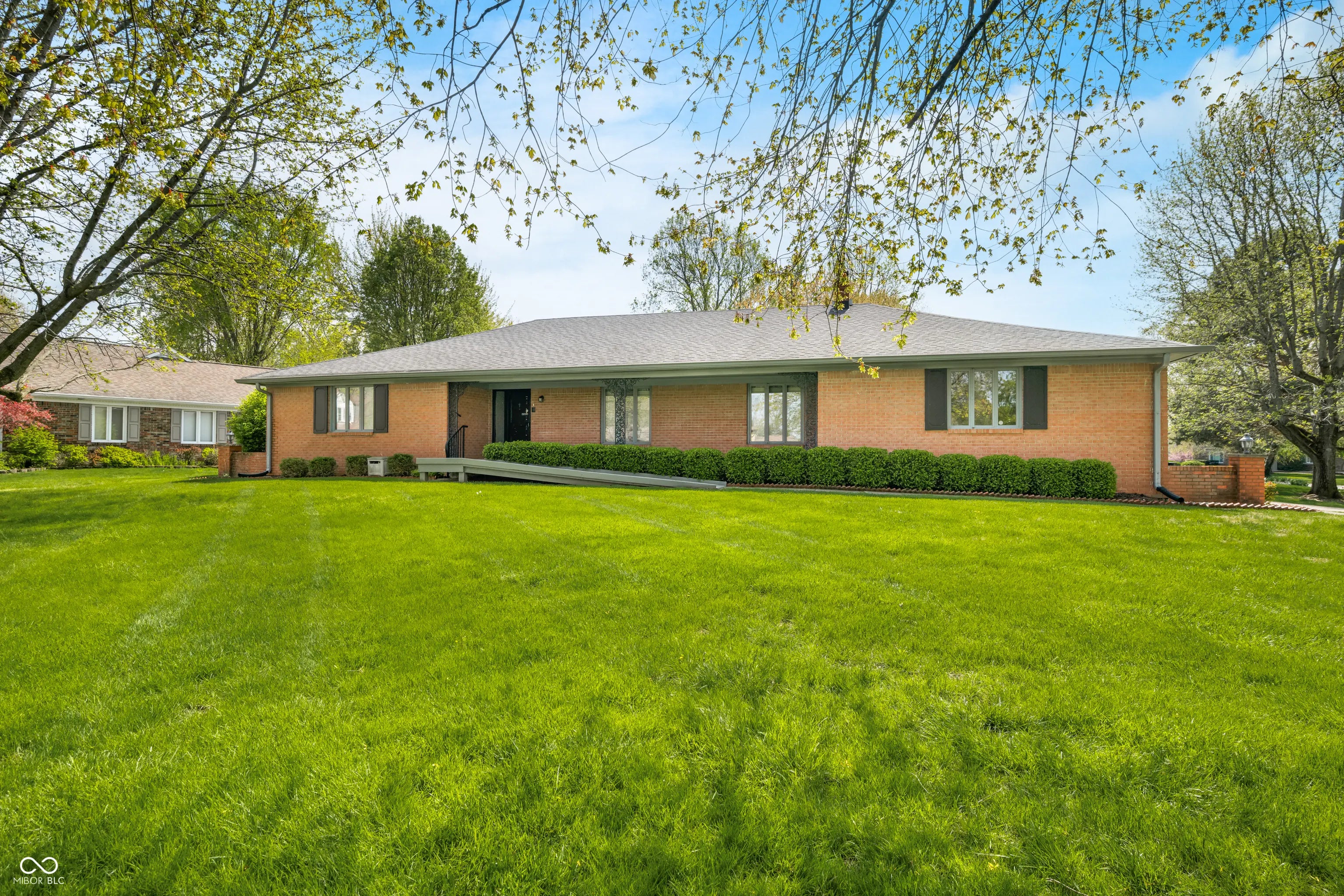 273 N Serenity Way, Greenwood