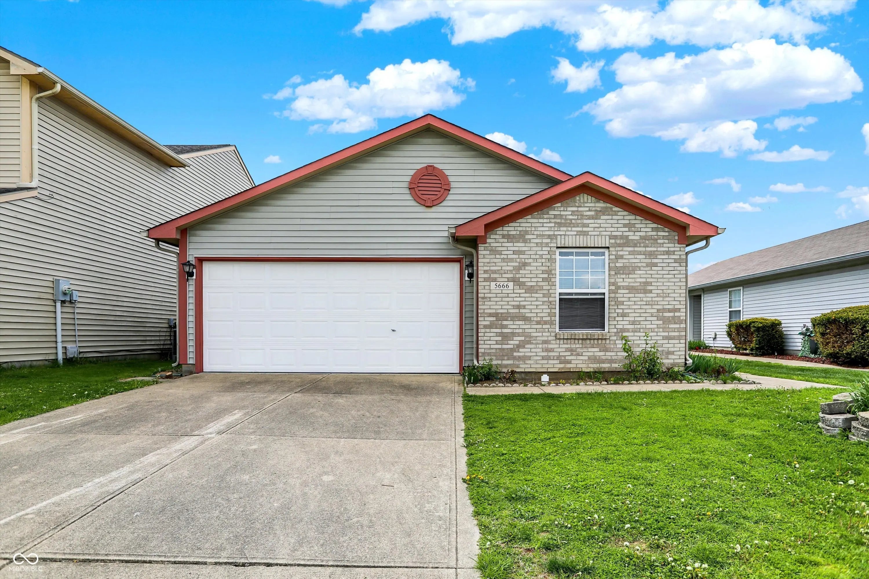 5666 Ensley Court, Indianapolis