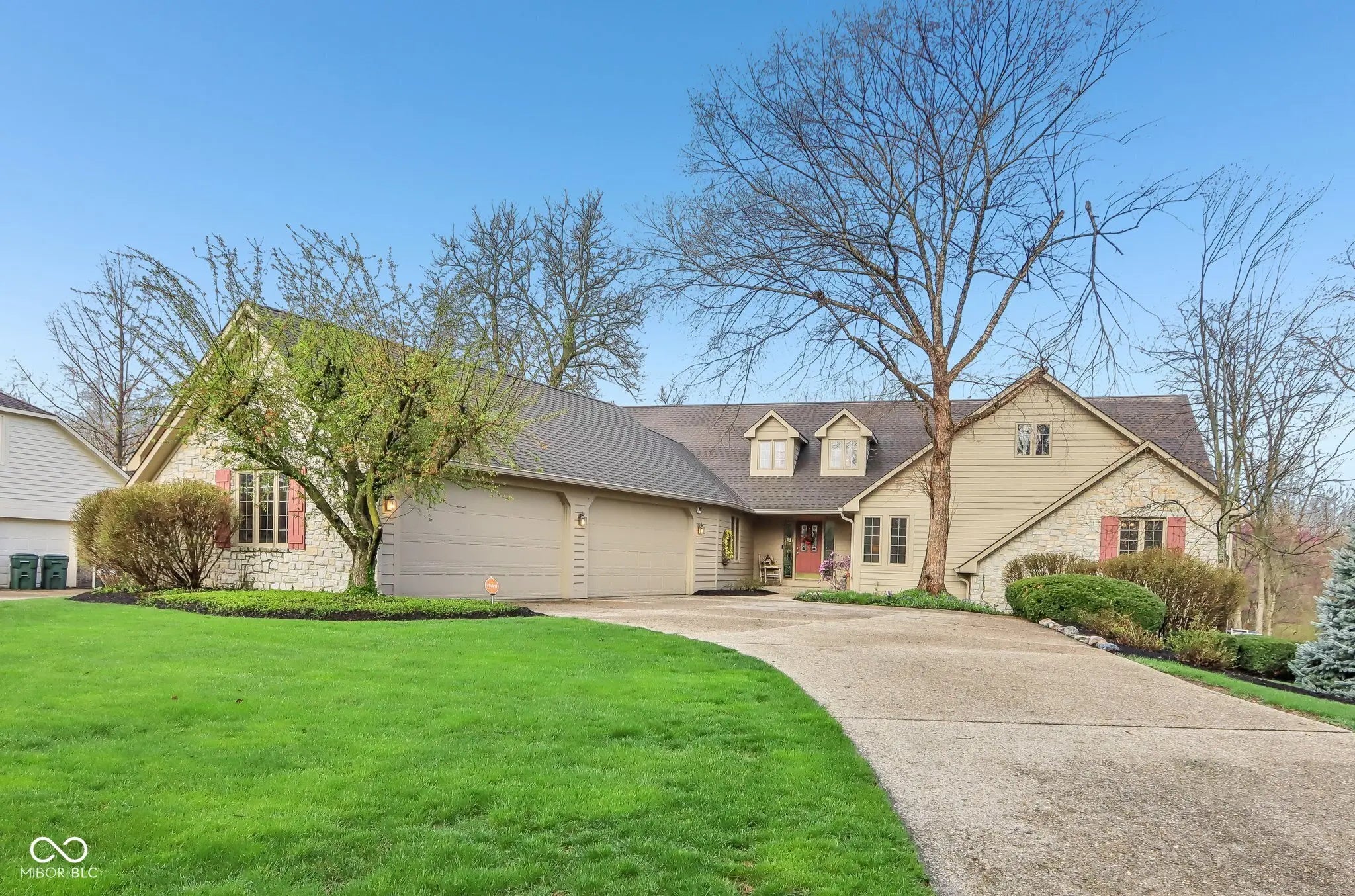 Photo of 168 Yorkshire Boulevard W Cumberland, IN 46229