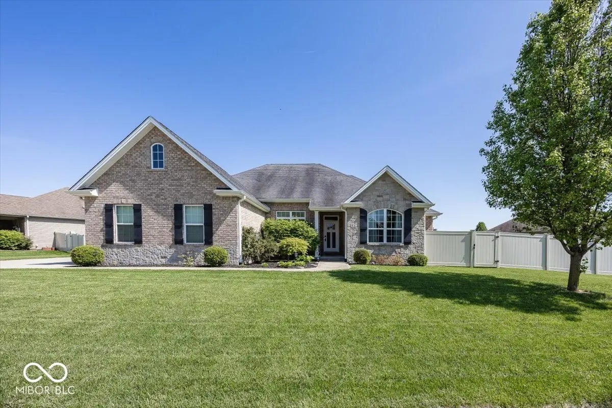 2803 Wild Orchid Way, Columbus