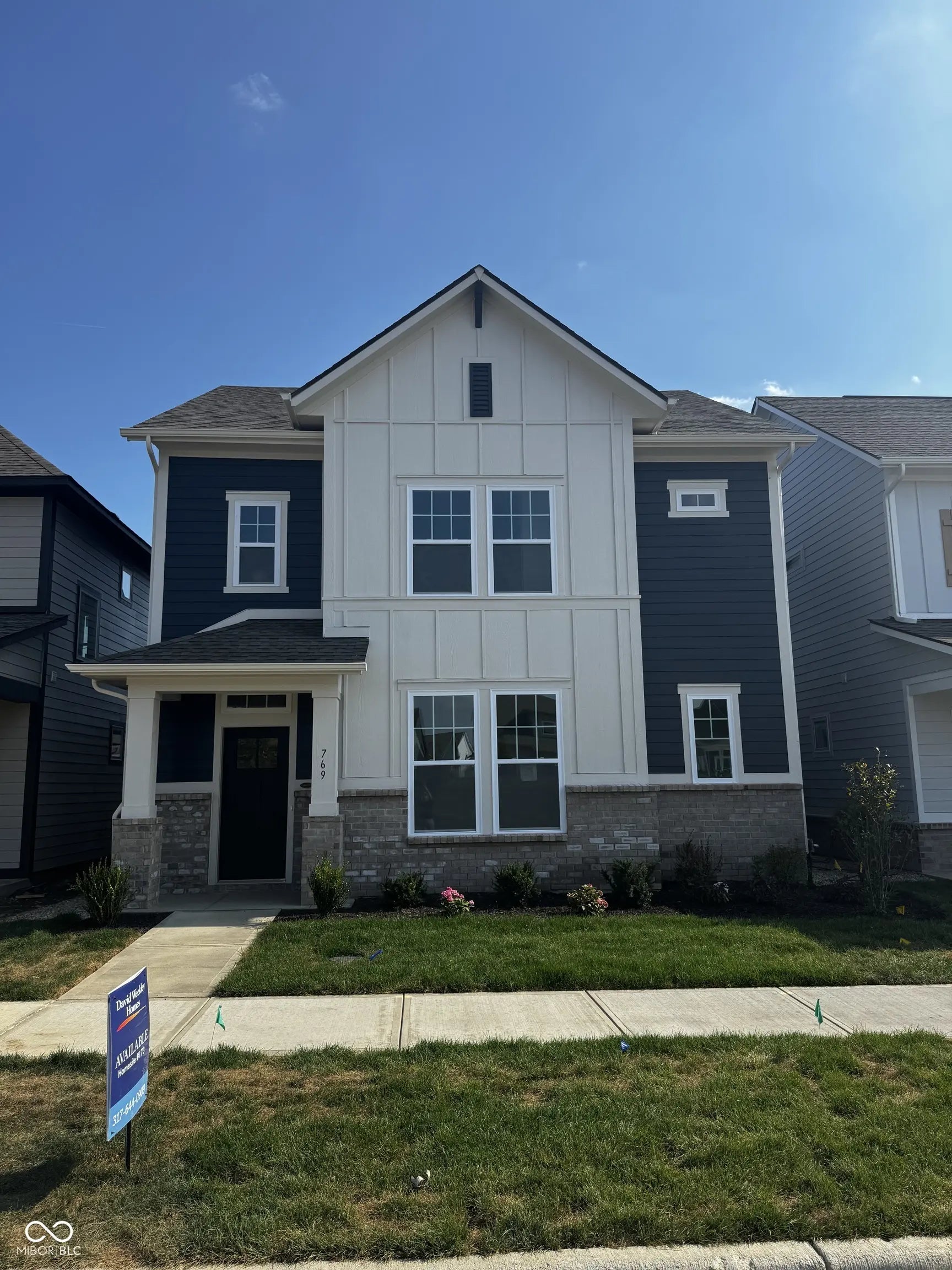 769 Rose Garden Way, Westfield