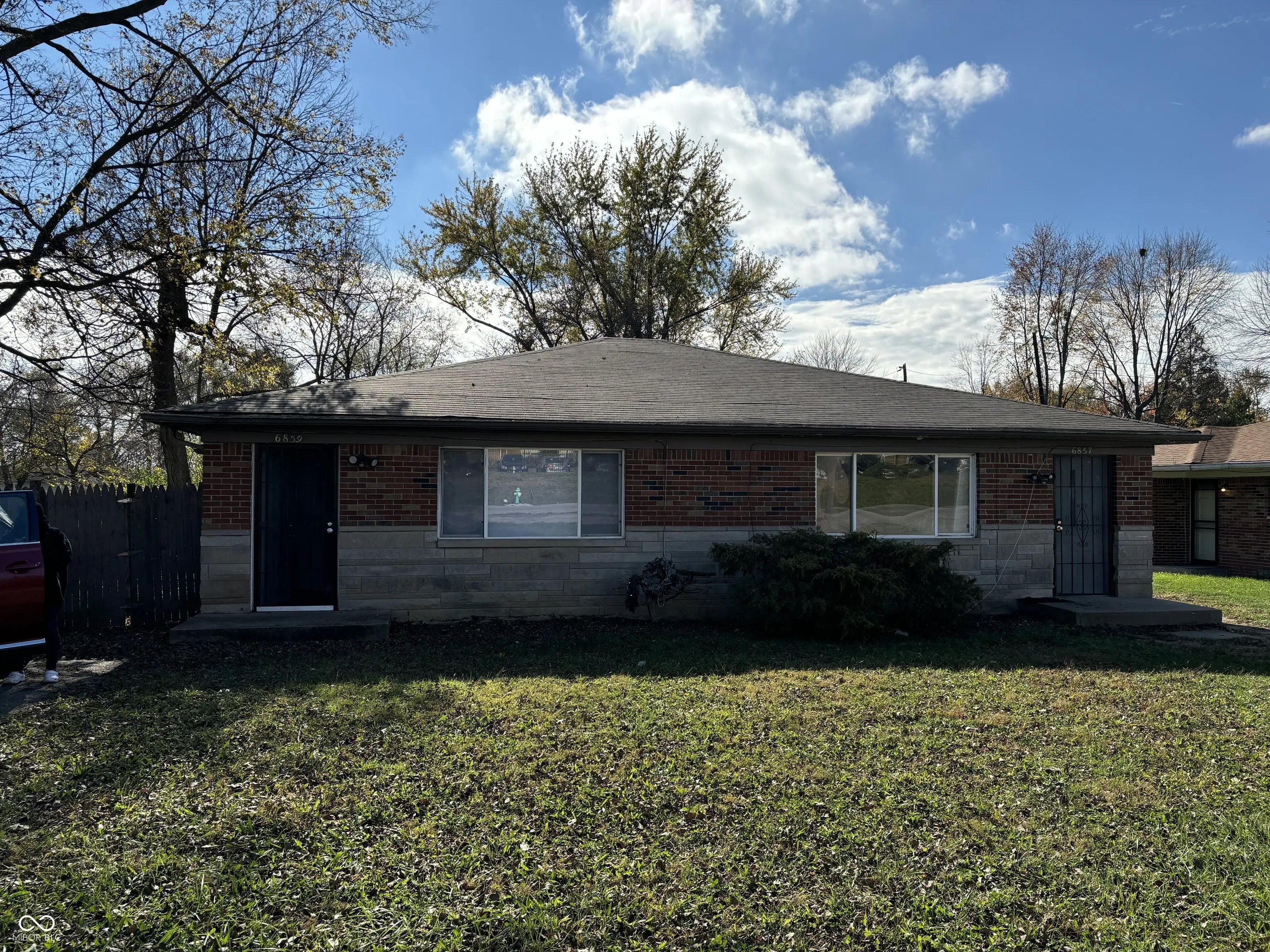6857 E 42nd Street, Indianapolis