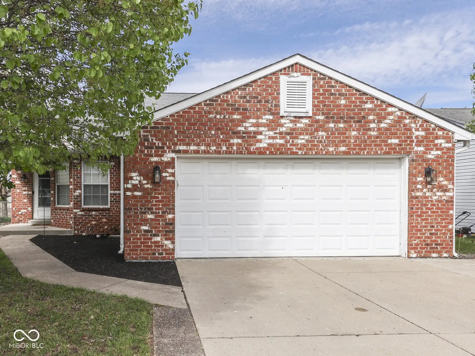 212 Westridge Boulevard, Greenwood