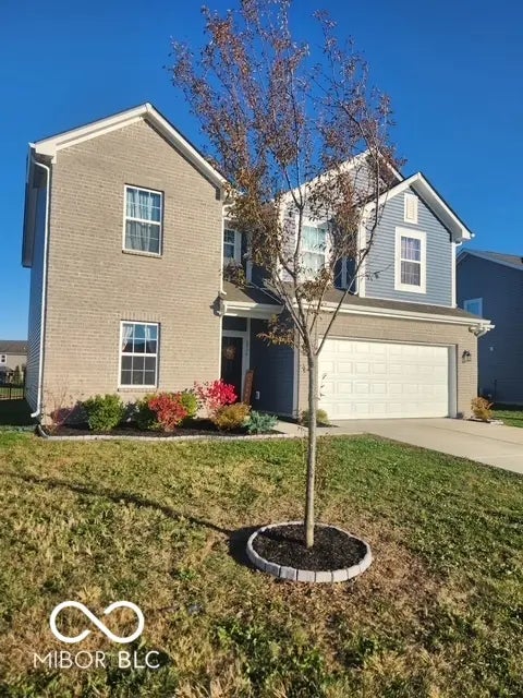 6536 W Shoreline Court, Greenfield