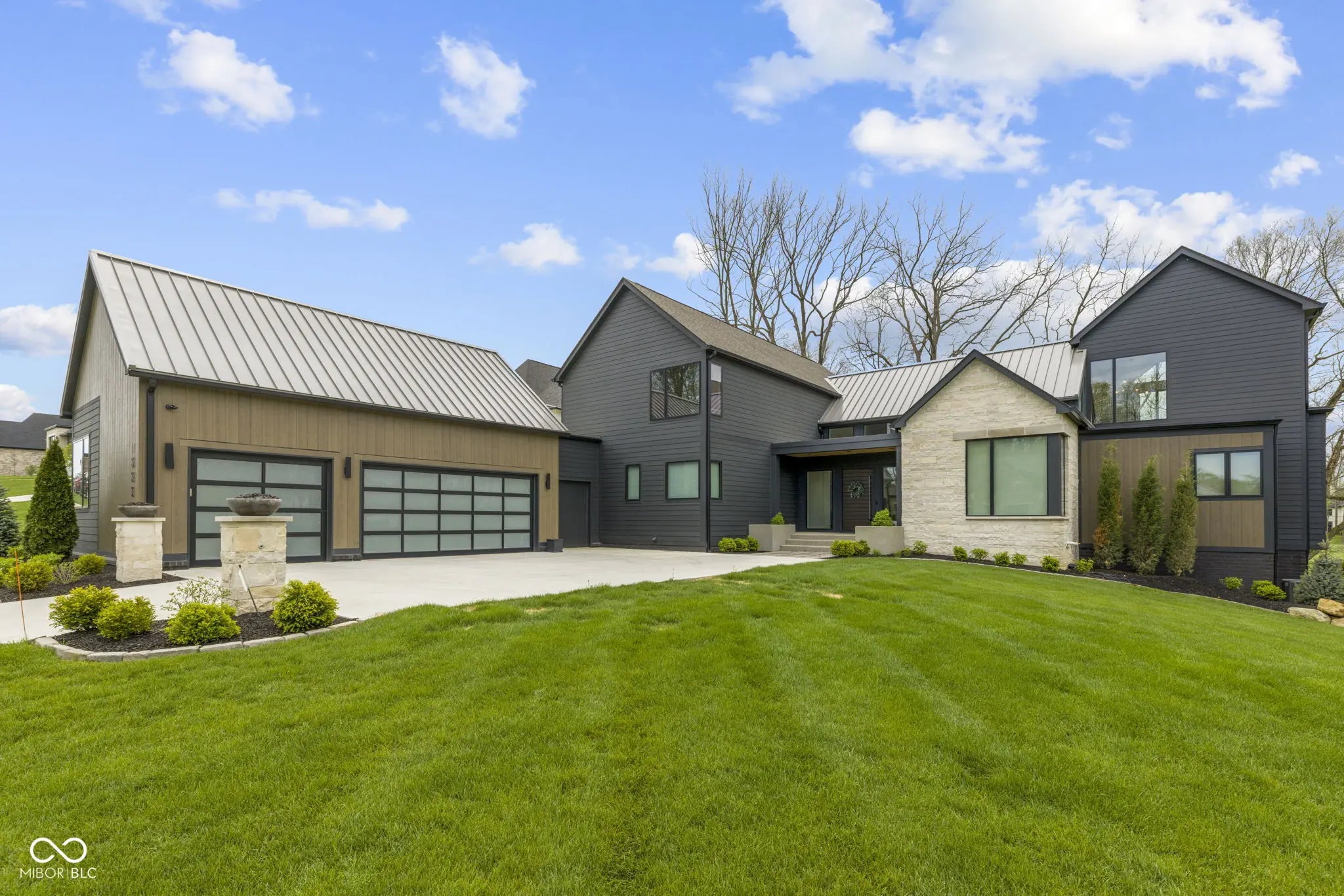Photo of 1333 Chatham Rdg Court Westfield, IN 46074