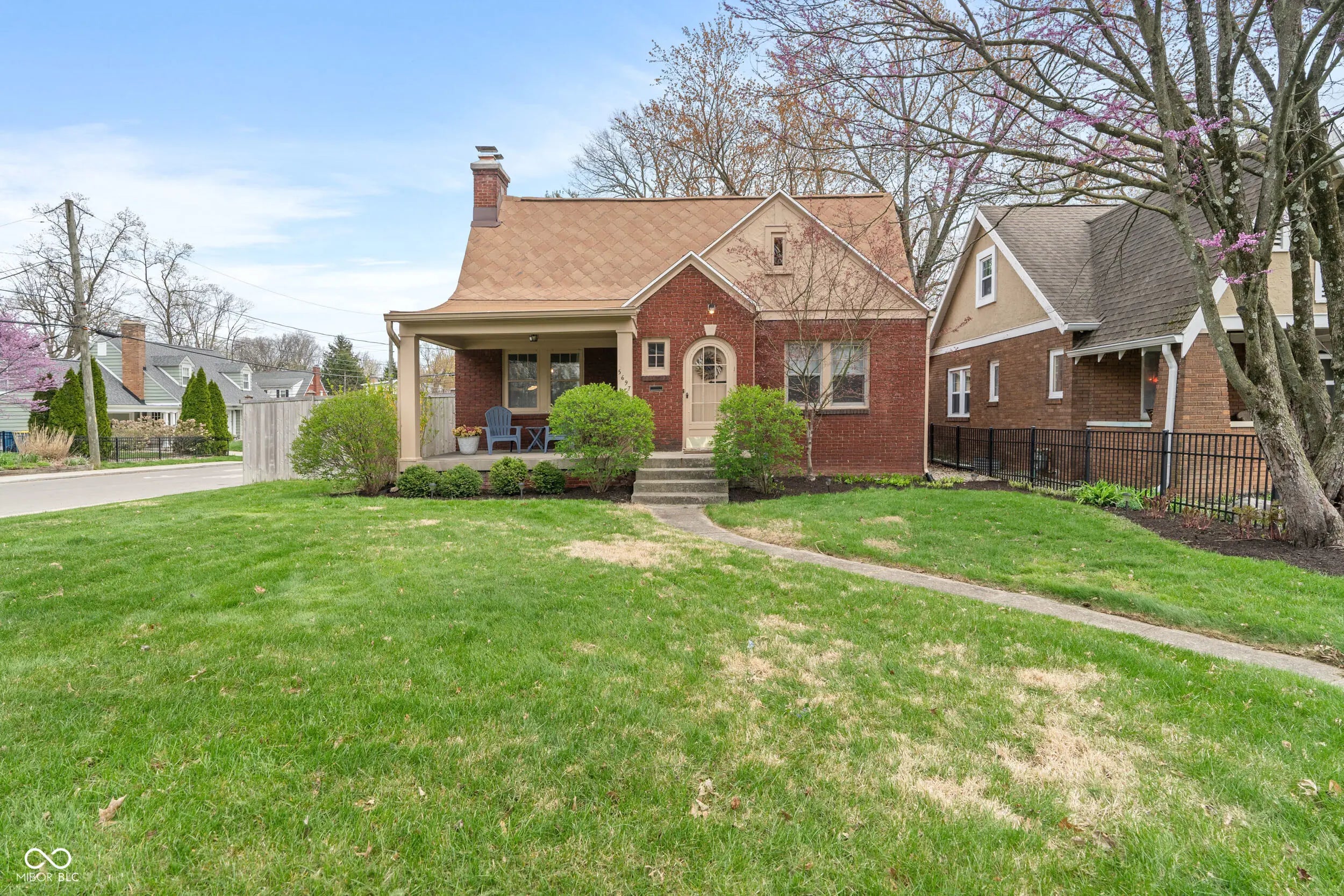 5697 Broadway Street, Indianapolis