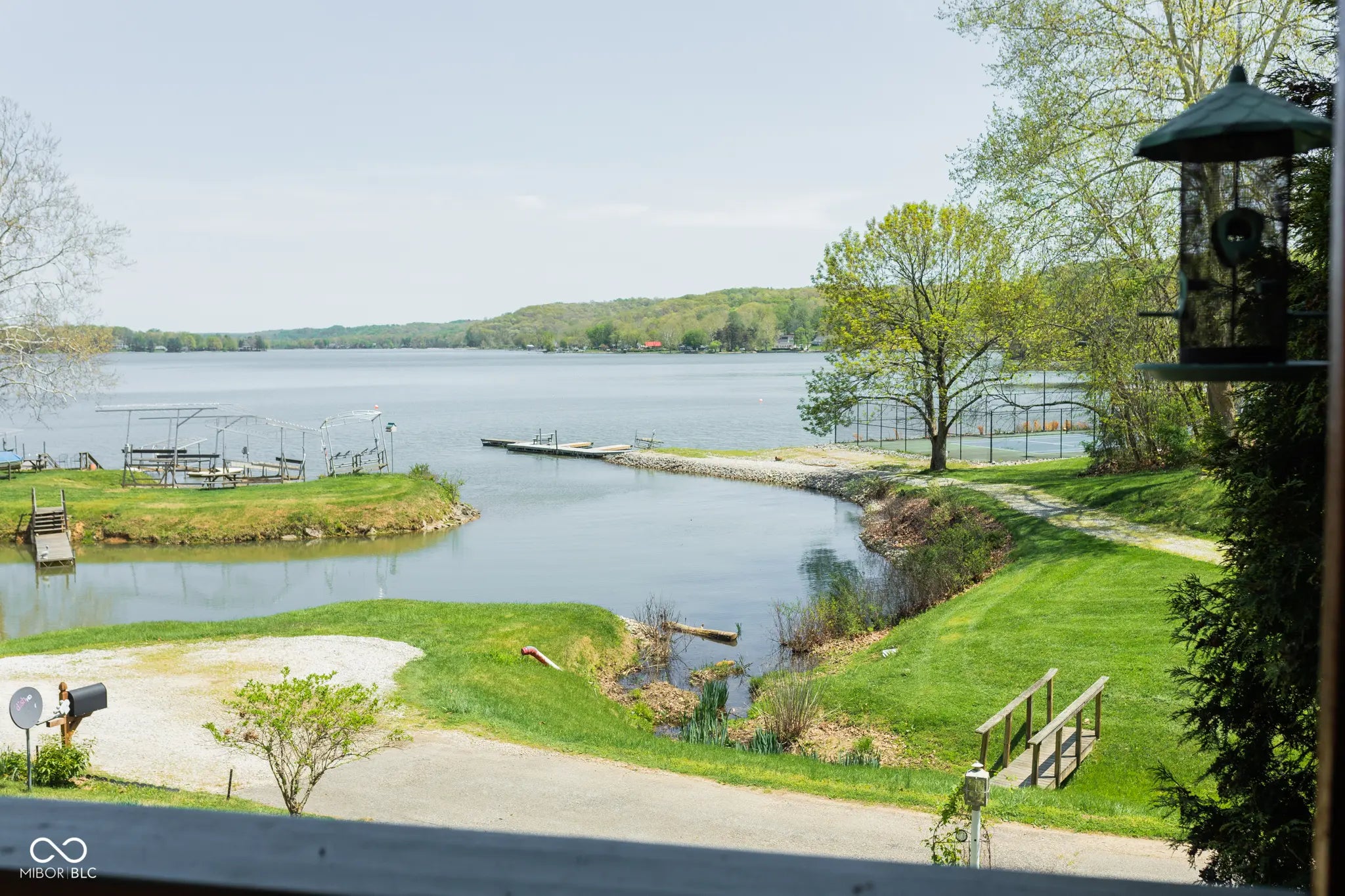 8015 N Lakeview Drive, Unionville