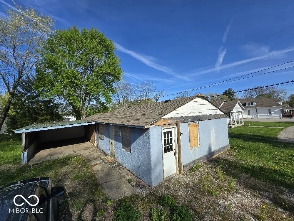 Photo of 100 N Blue River Drive Edinburgh, IN 46124