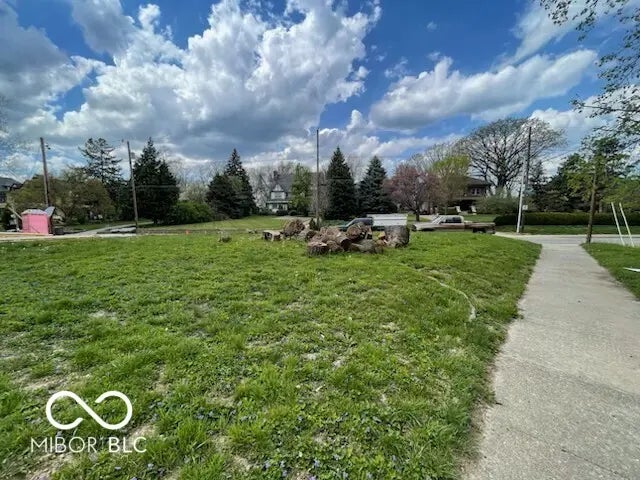 2620 Broadway Street, Indianapolis
