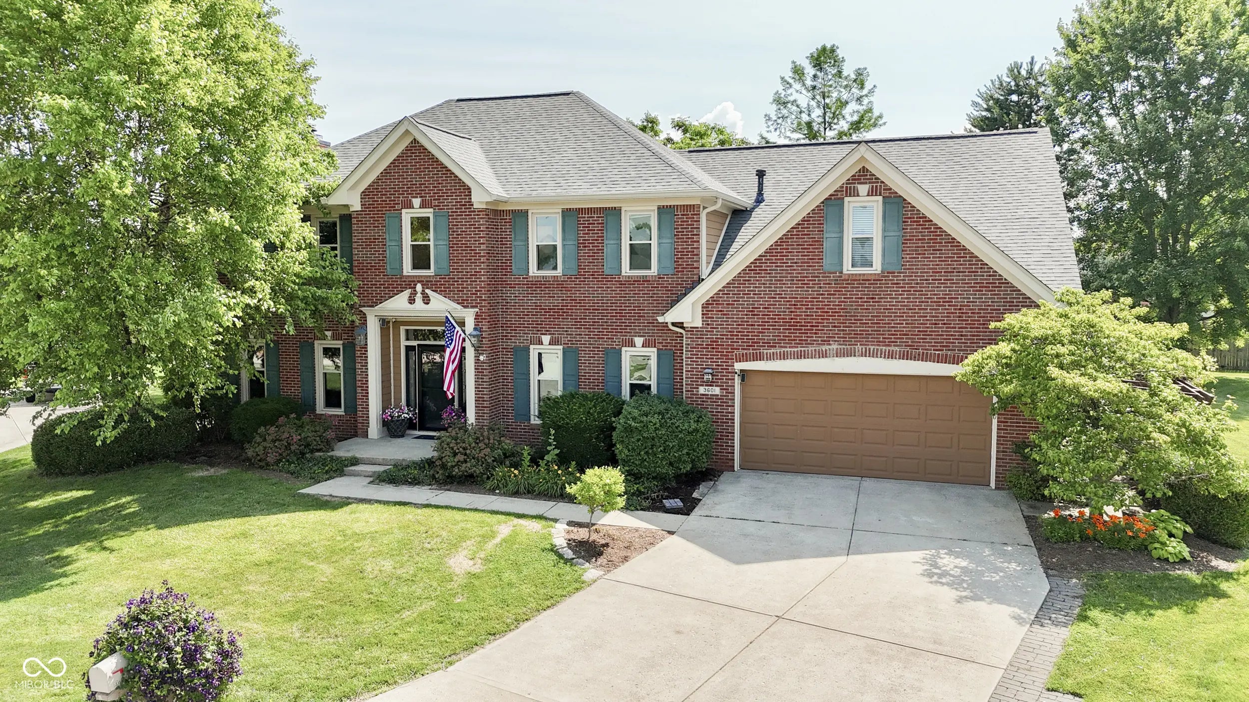 3601 Lakeshore Court, Greenwood