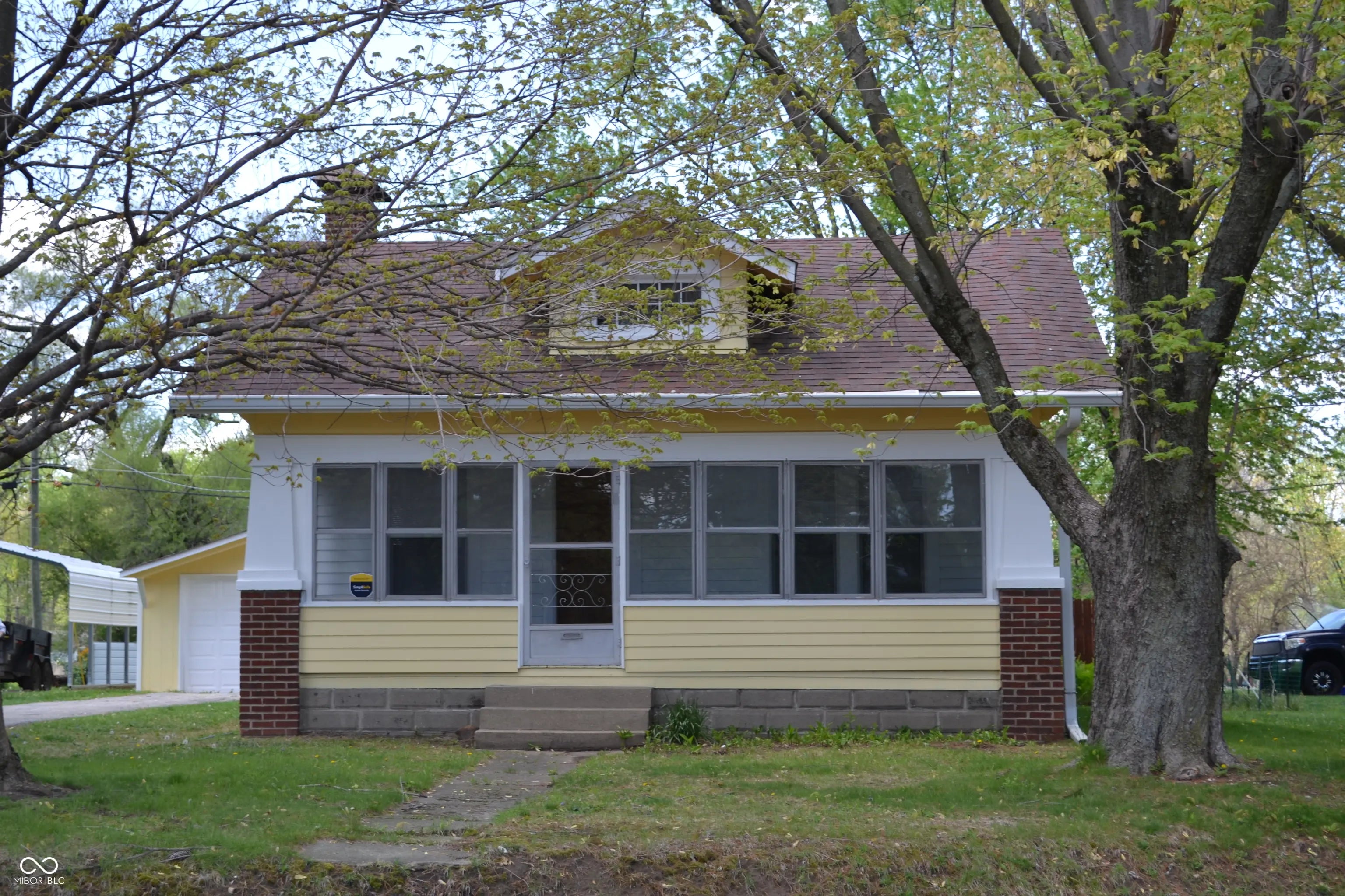 4736 Madison Avenue, Indianapolis