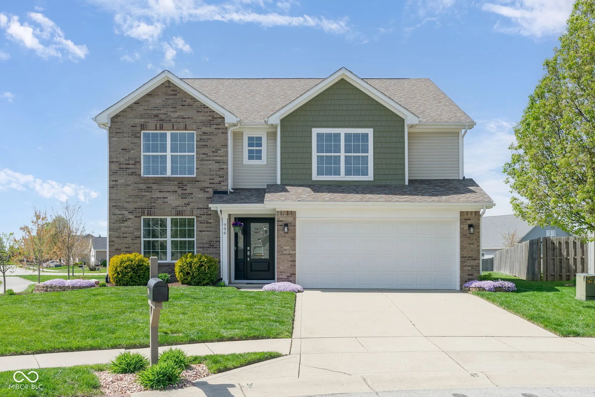 996 Denton Court, Westfield