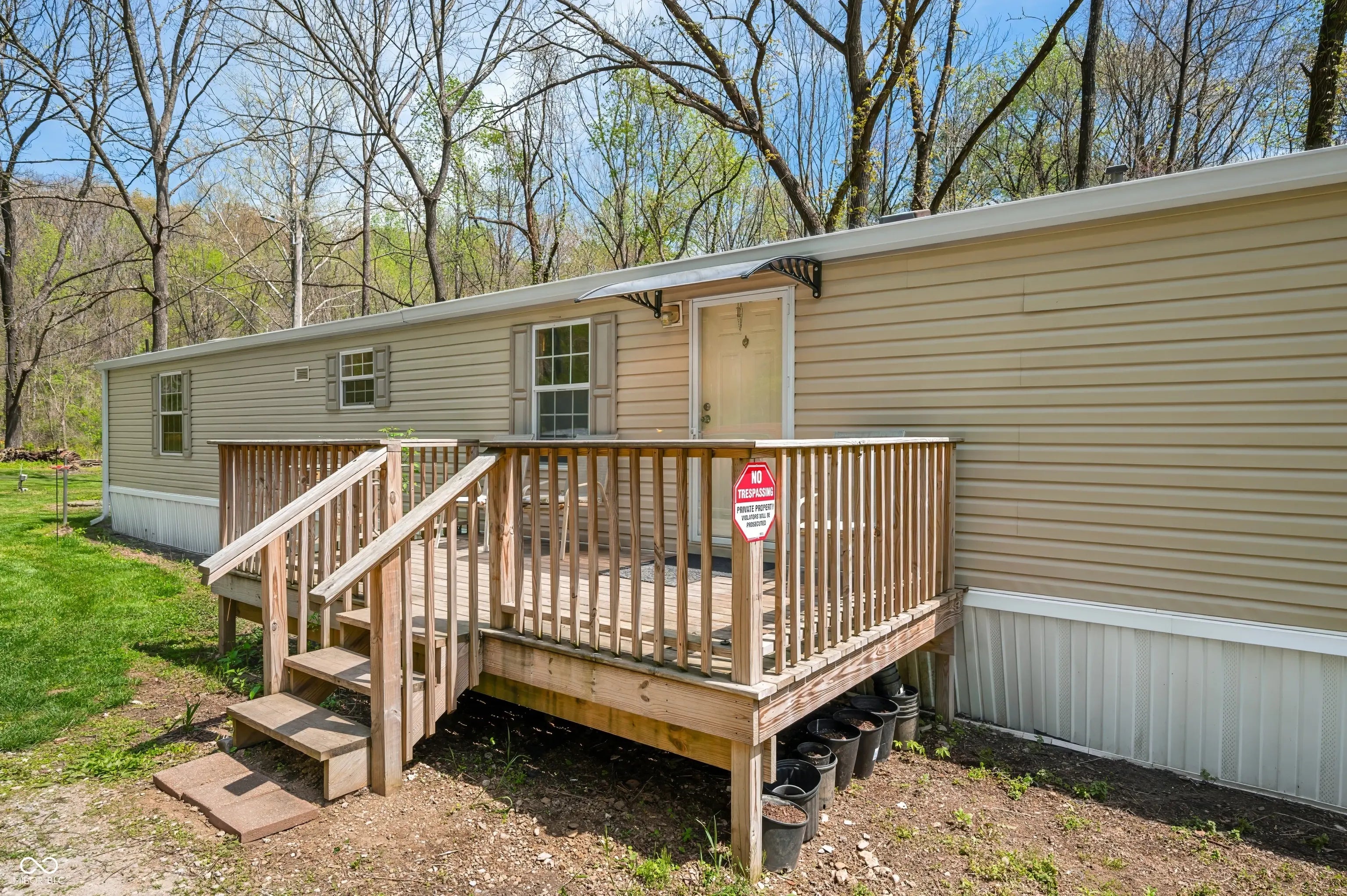 Photo of 5194 Possum Trot Road Unionville, IN 47468
