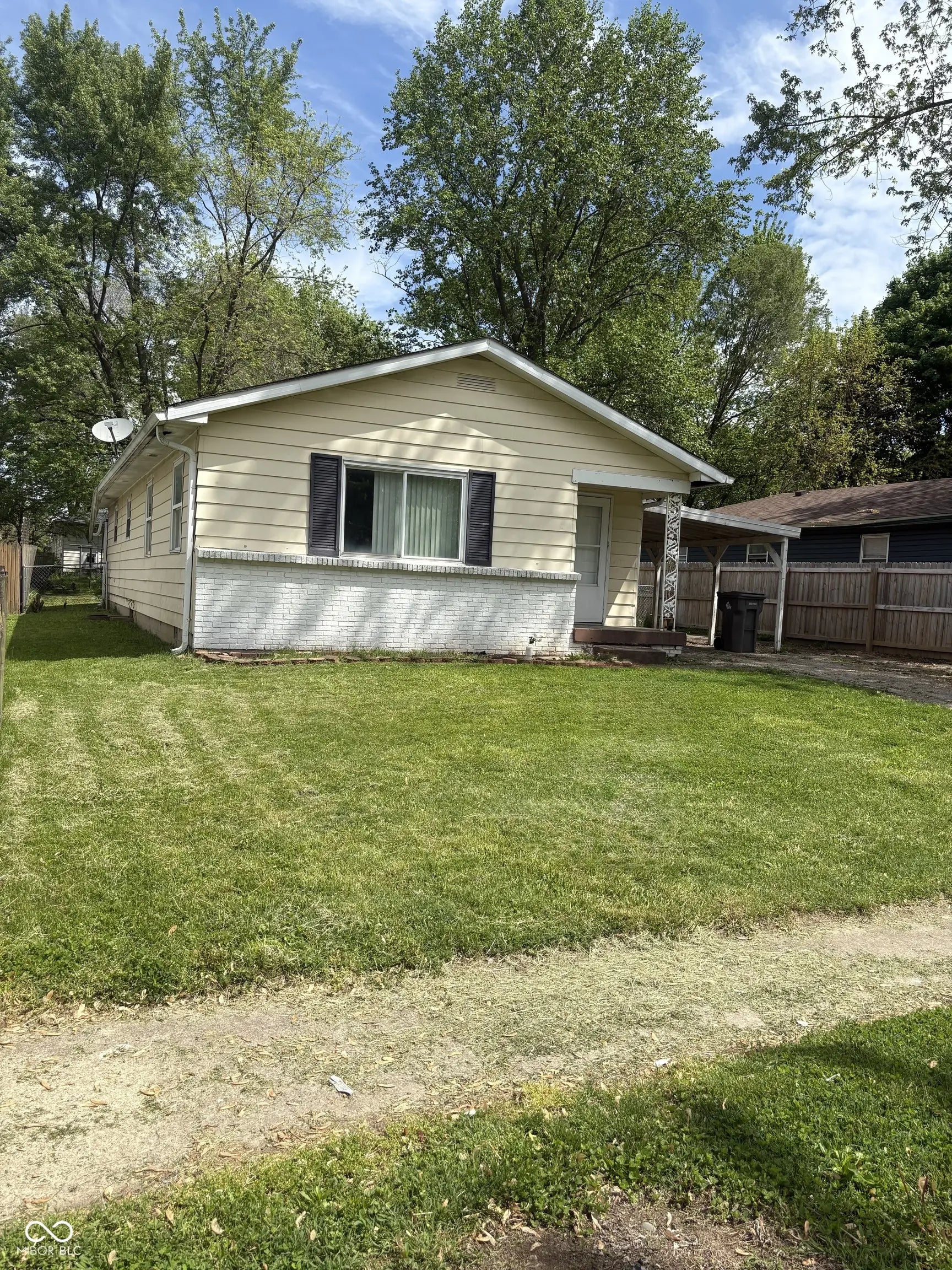 Photo of 346 Gimber Court Indianapolis, IN 46225