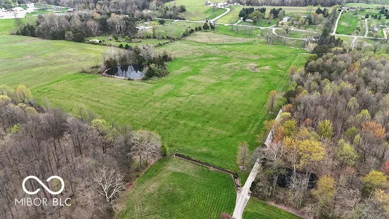 Photo of 8340 S Private Road 235 S Commiskey, IN 47227