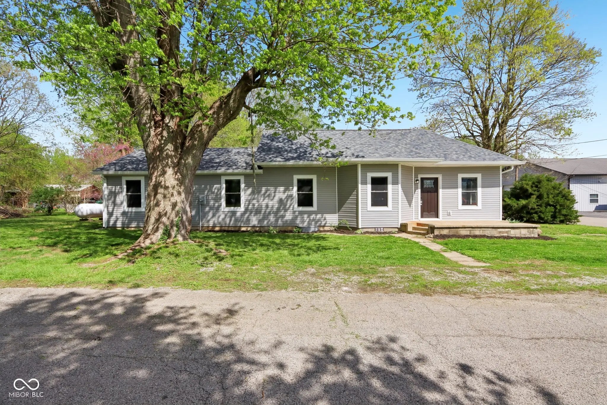 Photo of 3098 Central Arlington, IN 46104