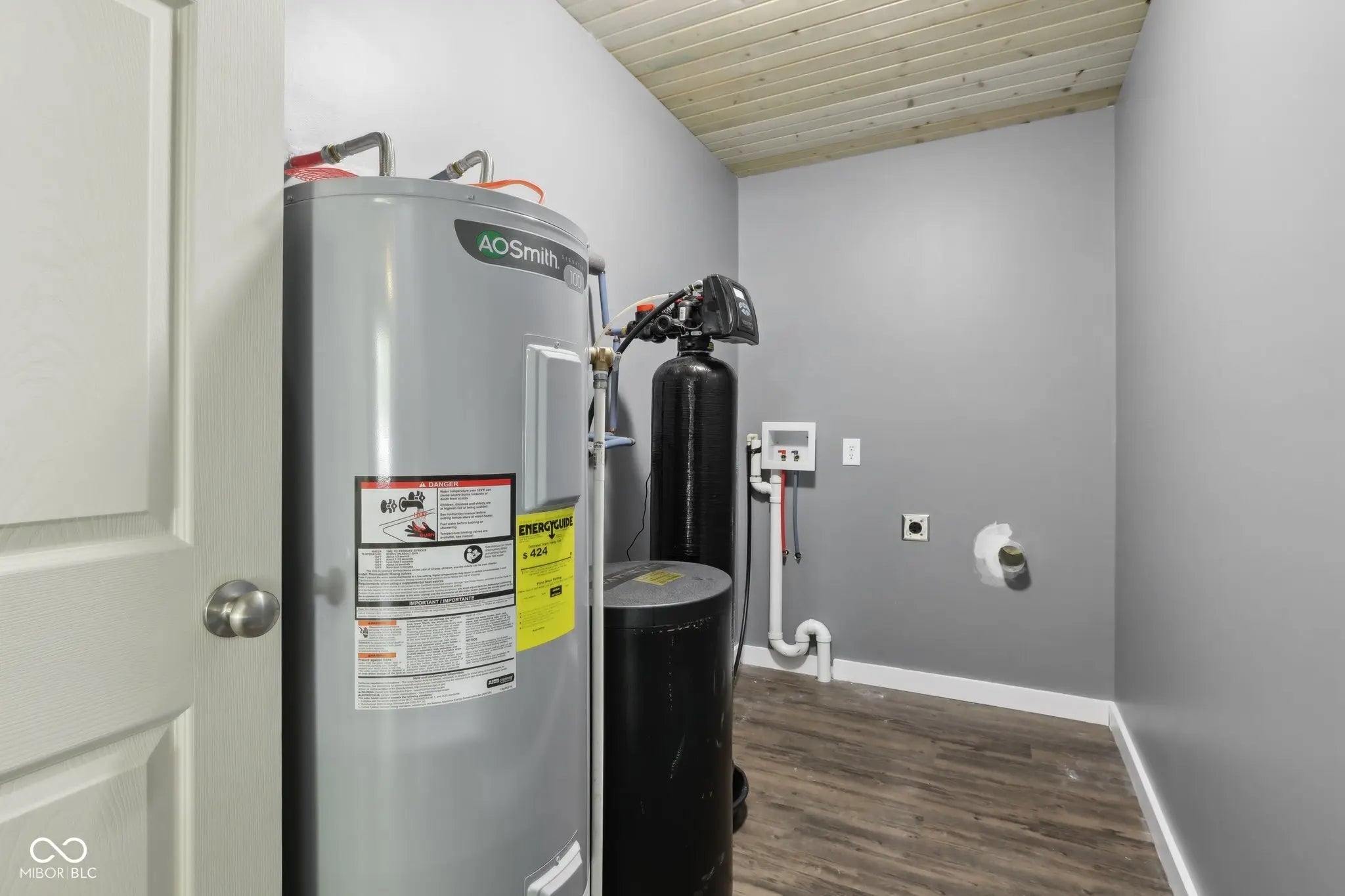 3098 Central MLS 22035541 No Subdivision photo 14