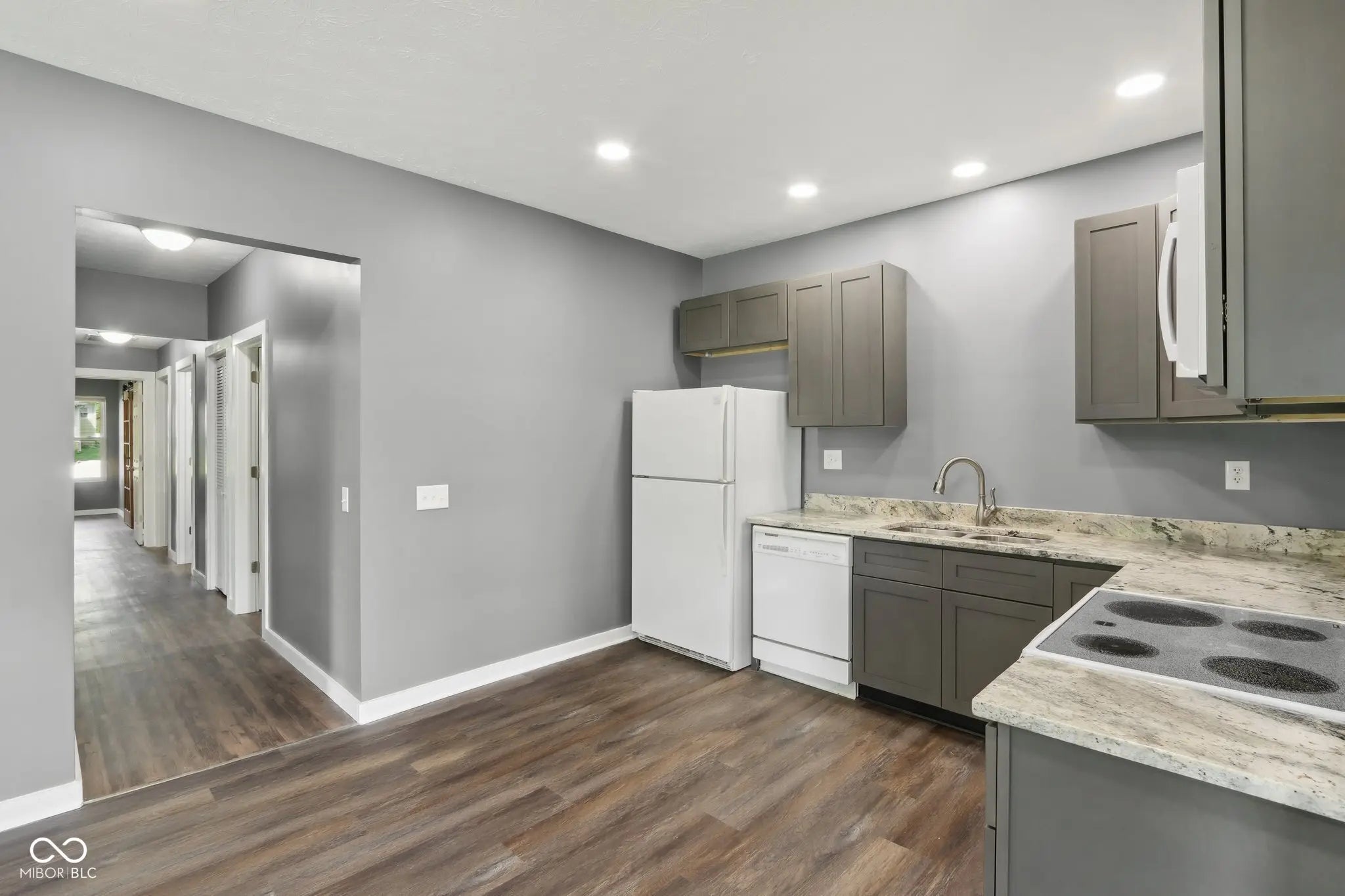 3098 Central MLS 22035541 No Subdivision photo 8